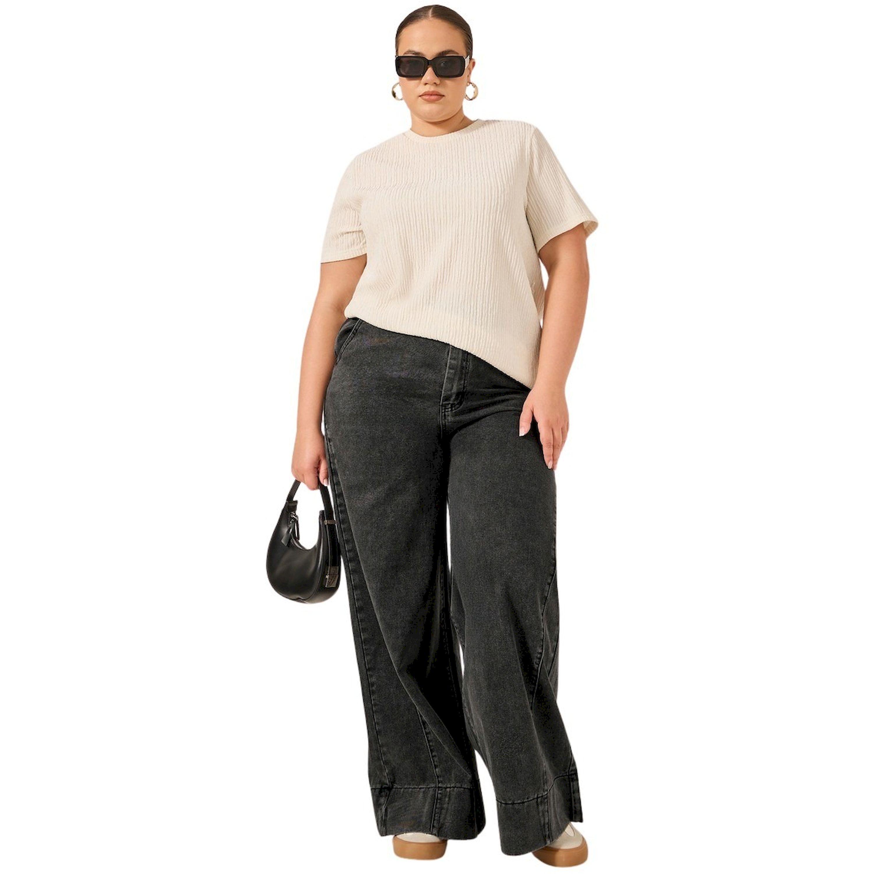 ستايلي - بنطال جينز ساق واسعة بمقاس كبير مع تفاصيل خياطة جانبية-women-clothing-bottoms-jeans-image-1