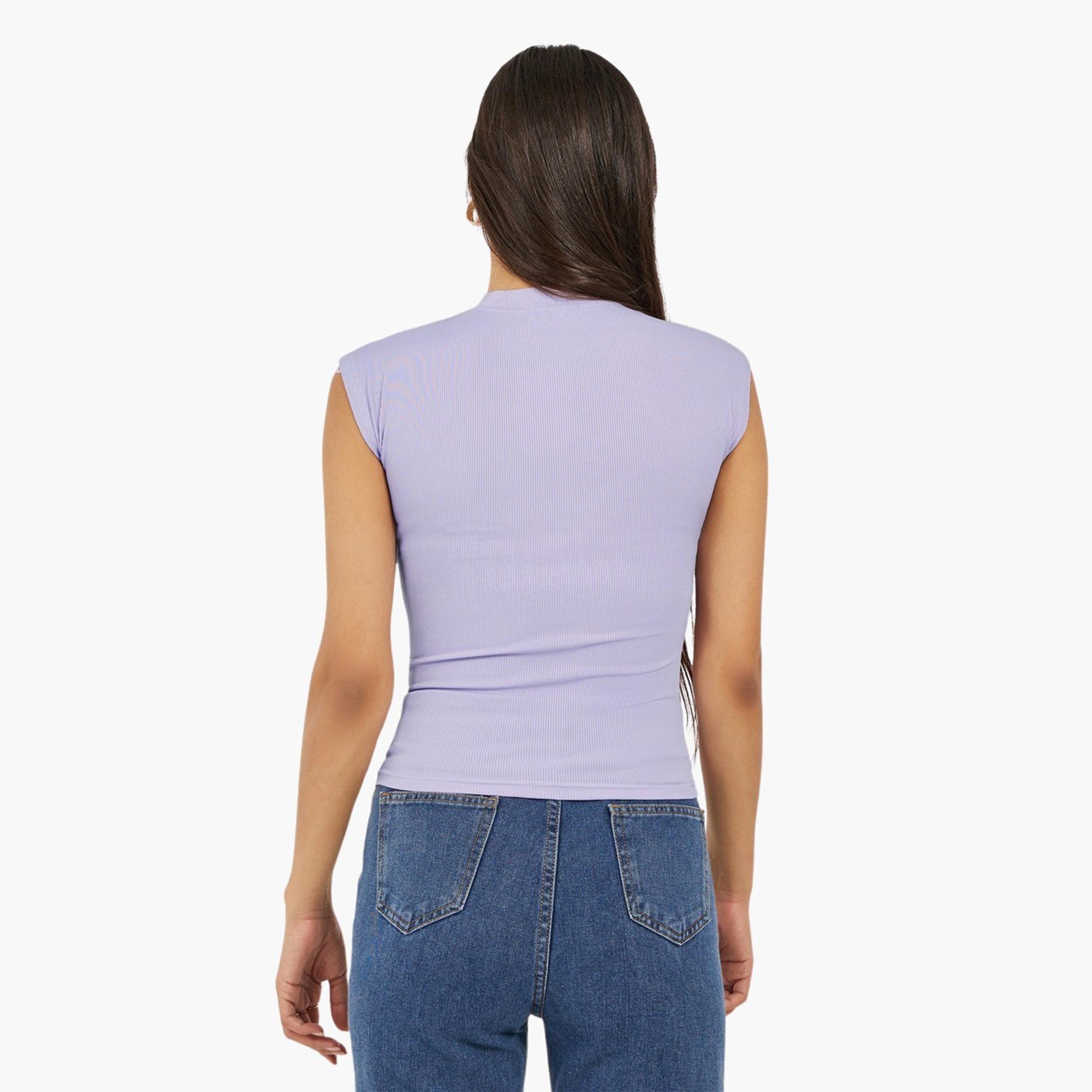 ستايلي-  تانك توب مضلع بطبعة جرافيكية زهرية-women-clothing-tshirts-image-4