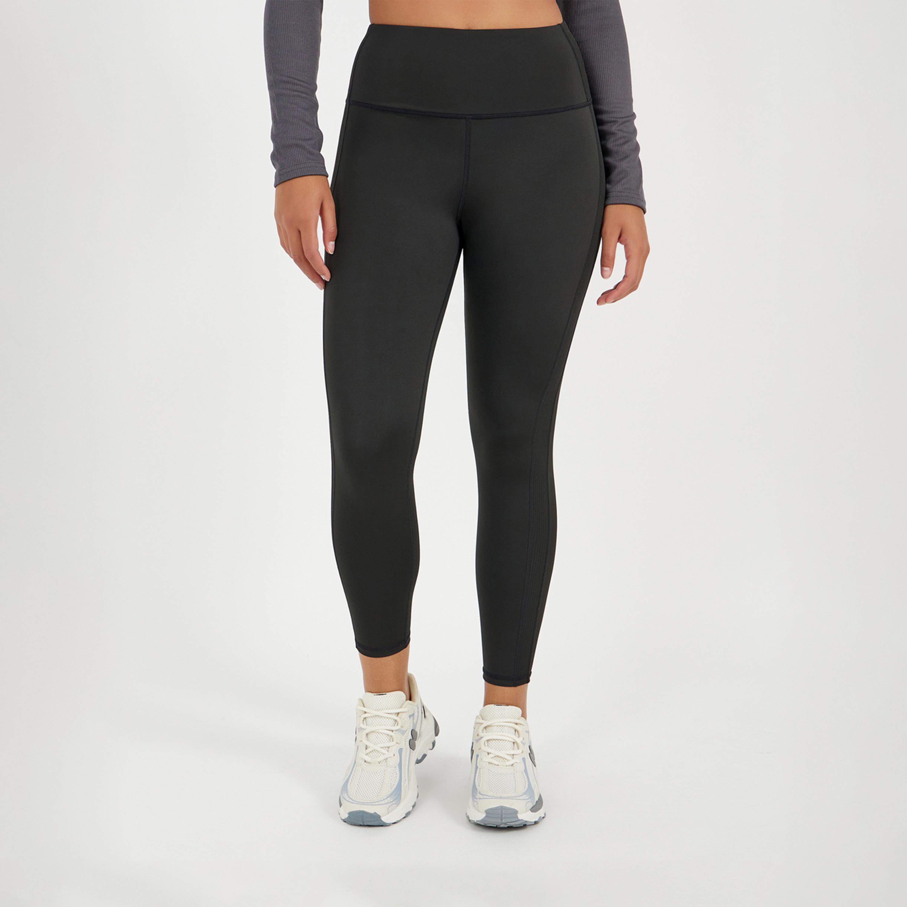 Styli Side Textured Panel Detail Seamless Crop Leggings-women-clothing-sportswearandactivewear-bottoms-leggings-image-2