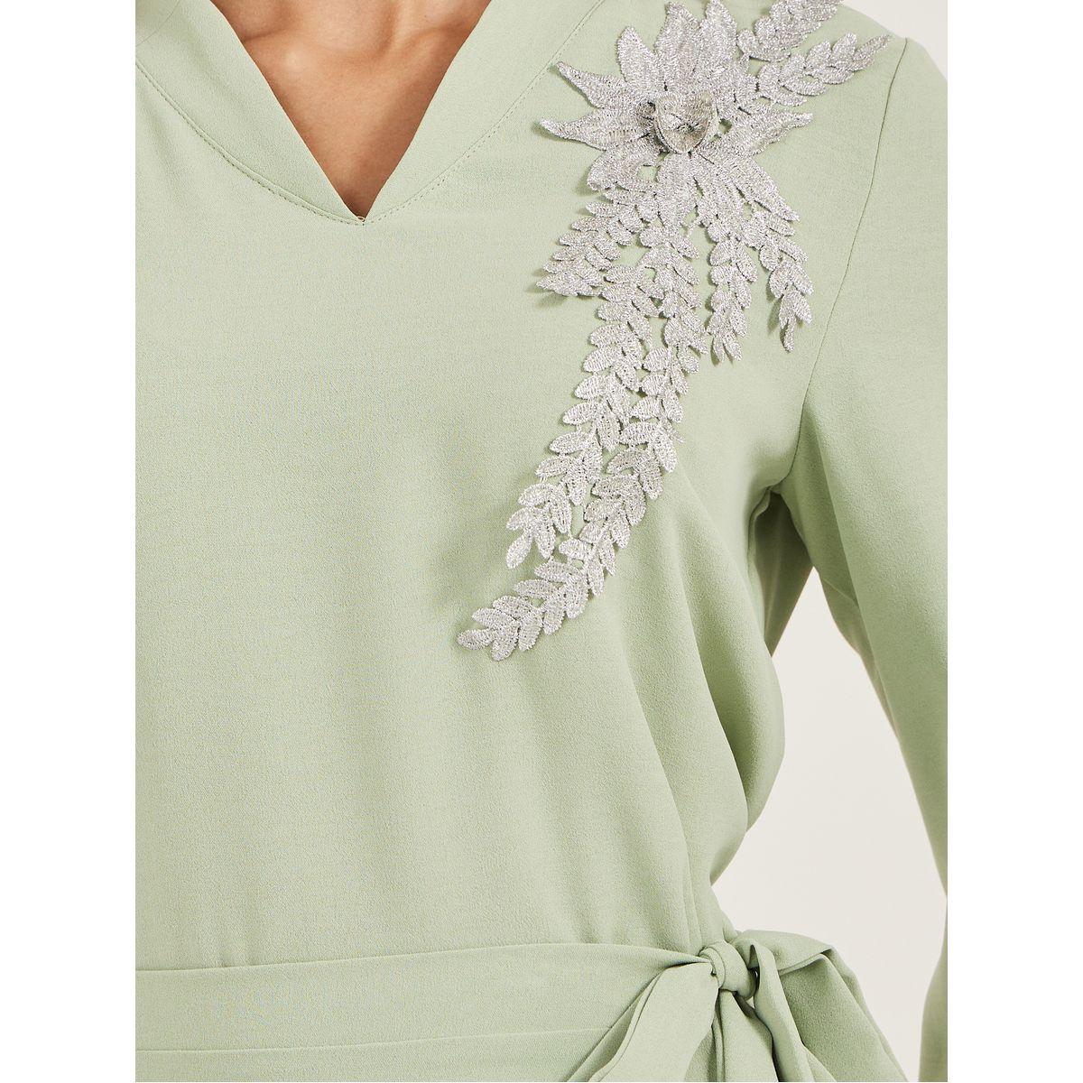 أميرة x ستايلي جلابية طويلة بتفاصيل دانتيل-women-arabicclothing-jalabiyas-image-4