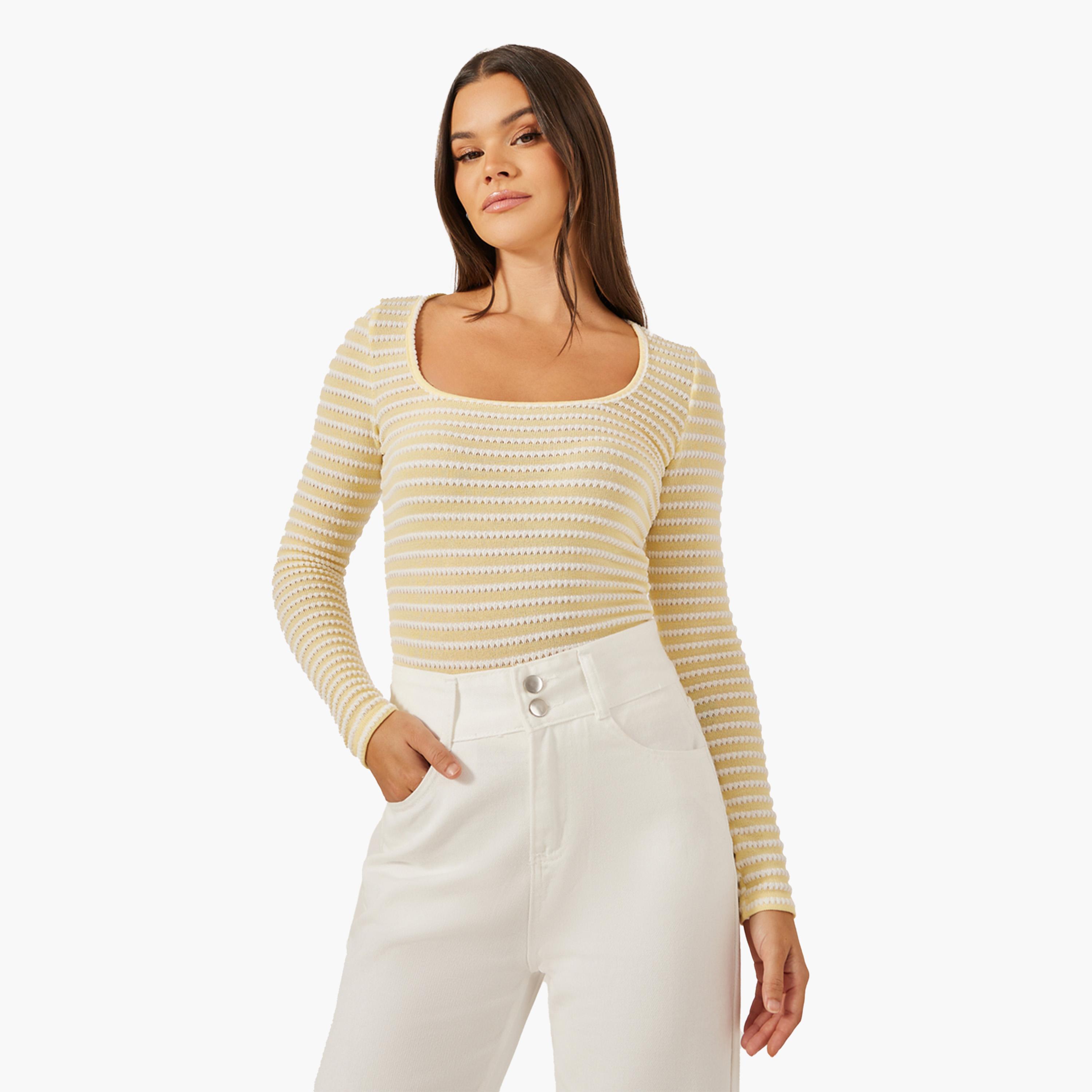 ستايلي - تي شيرت ملائم للجسم بأكمام طويلة ورقبة مربعة-women-clothing-tshirts-image-1