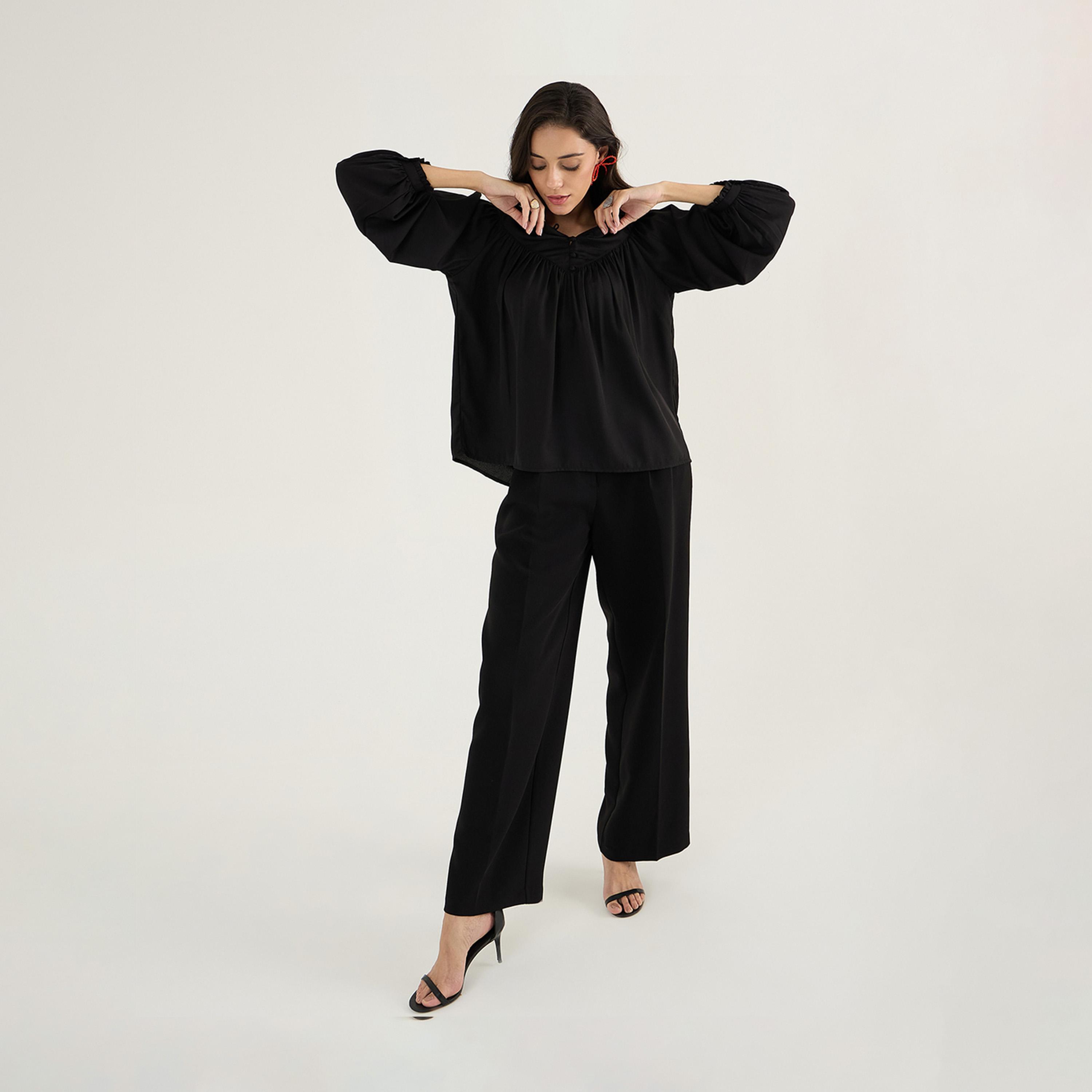 فيميلا × ستايلي - بلوزة بأكمام منتفخة ومزينة بثنيات مع تفاصيل الأزرار-women-clothing-shirtsandblouses-blouses-image-1