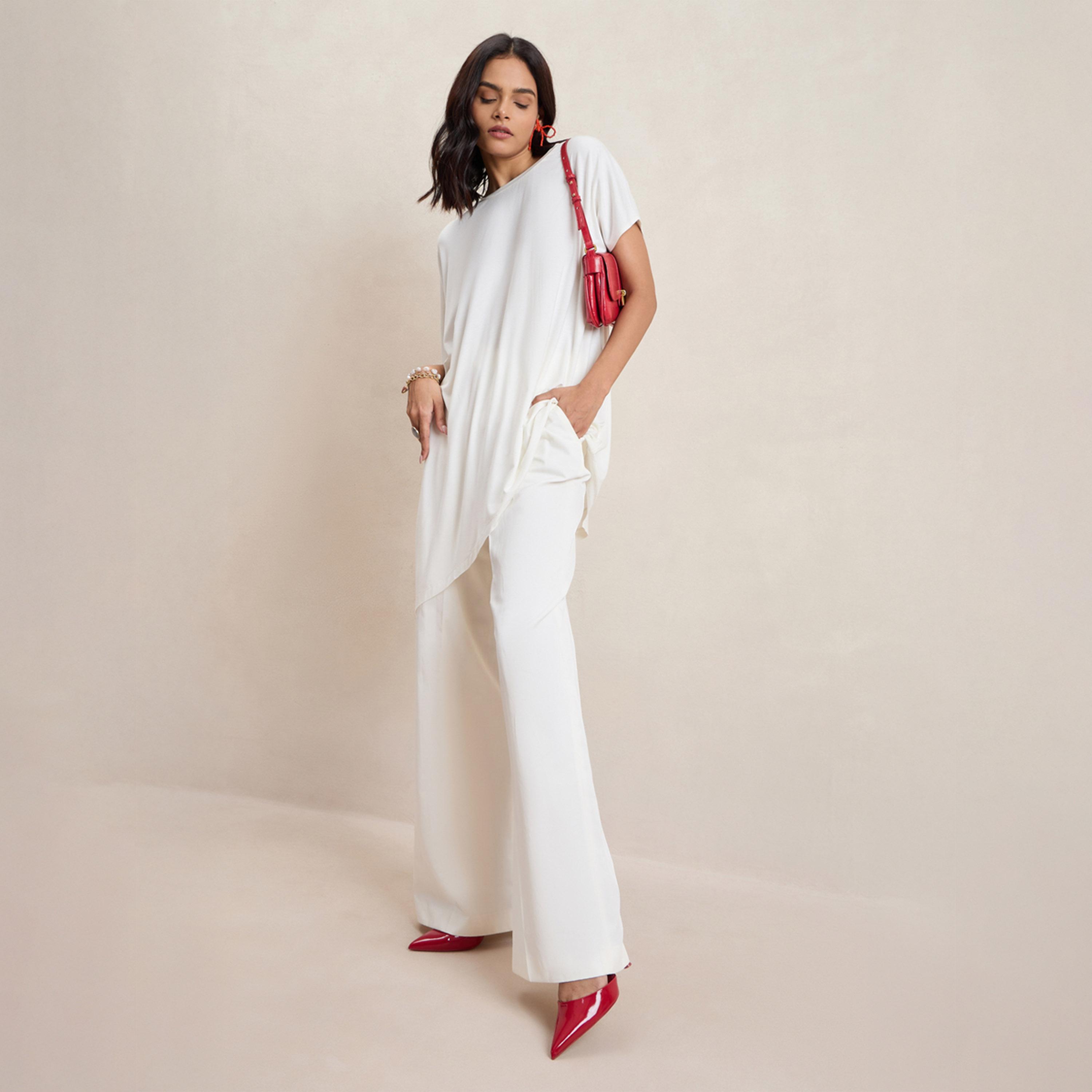 فيميلا × ستايلي - بلوزة كبيرة الحجم برقبة دائرية وحاشية غير متماثلة-women-clothing-shirtsandblouses-blouses-image-4