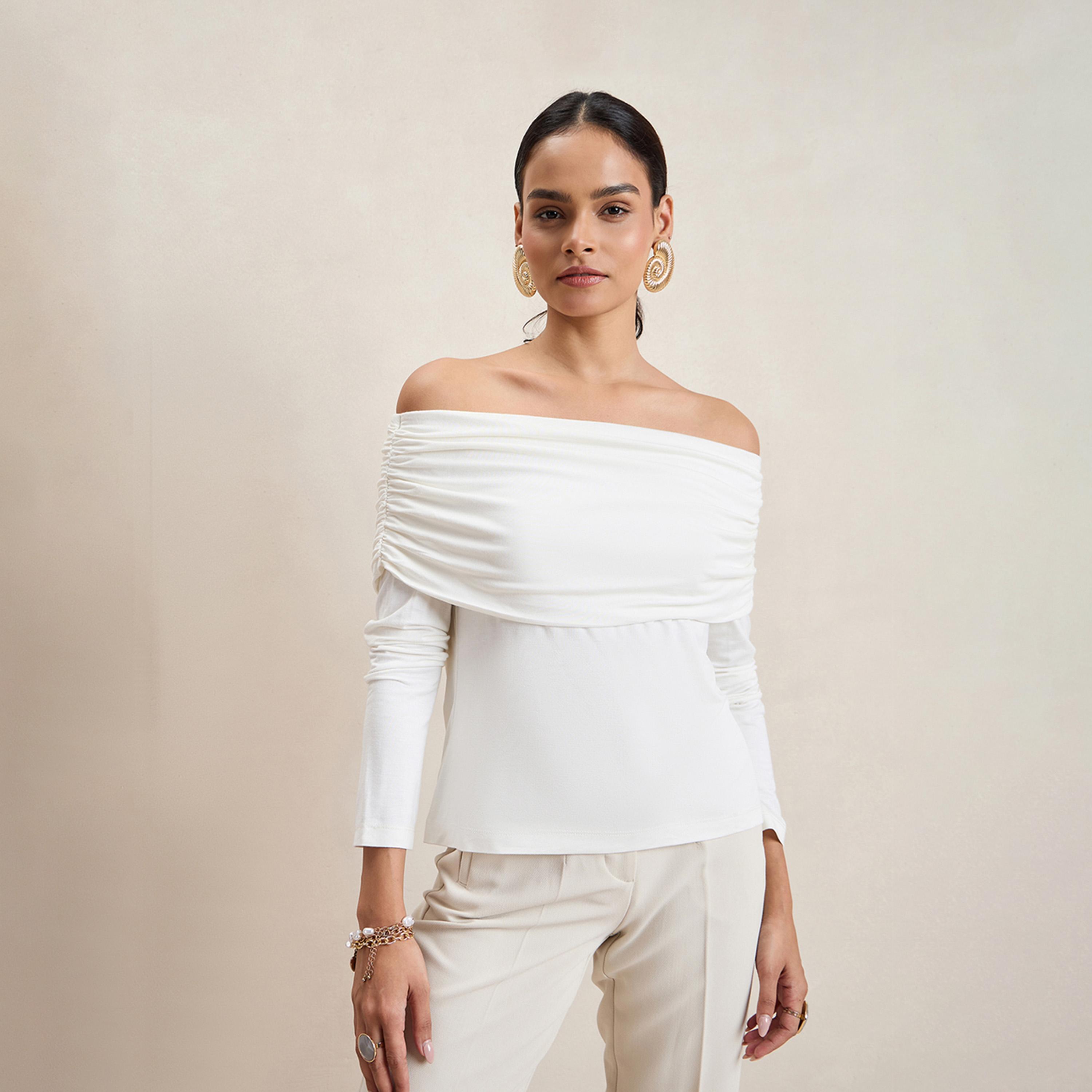 Femmella X Styli Solid Off-Shoulder Neck Ruched Detail Top-women-clothing-shirtsandblouses-blouses-image-4