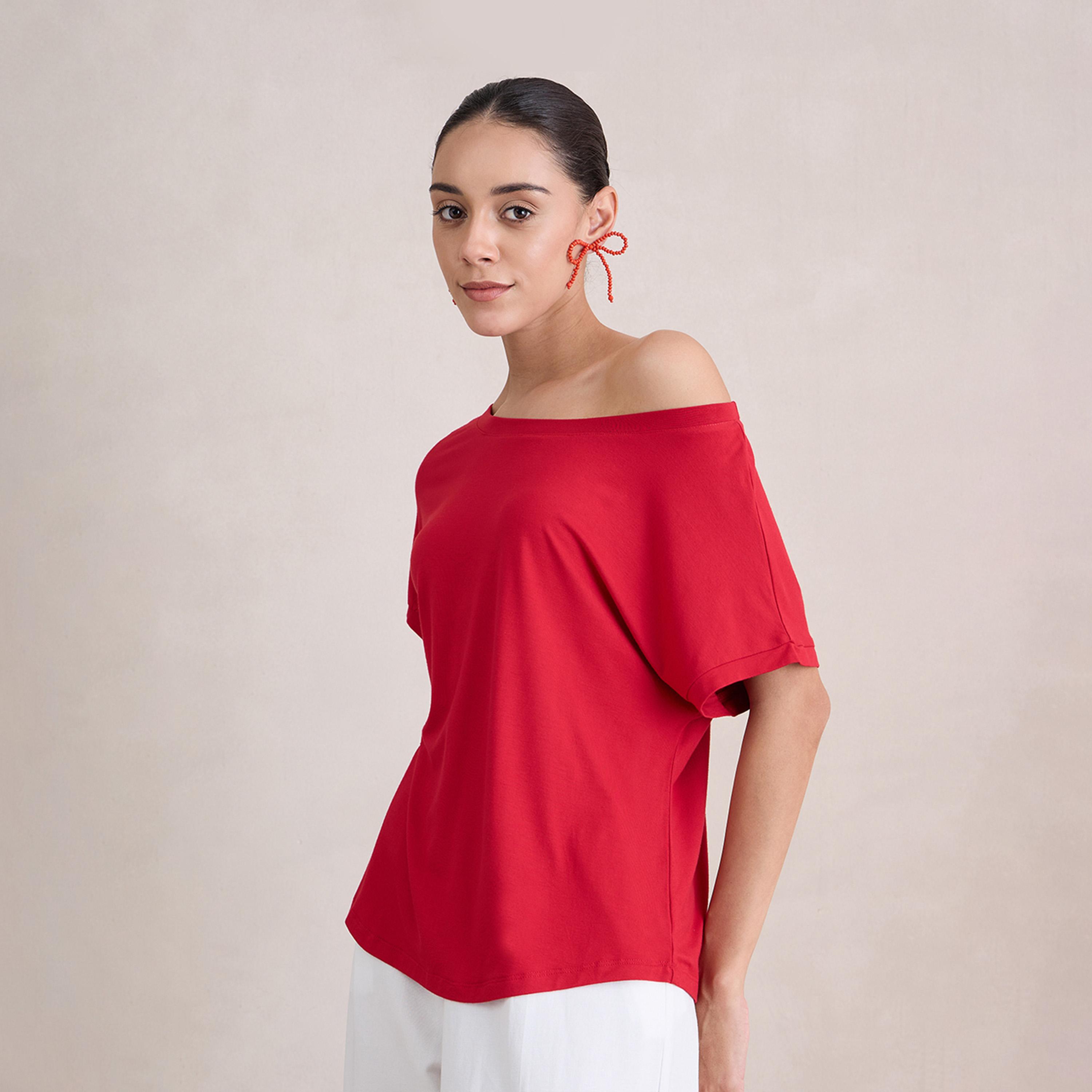 فيميلا × ستايلي - بلوزة سادة محبوكة بقصّة عادية مكشوفة الكتفين-women-clothing-tshirts-image-2