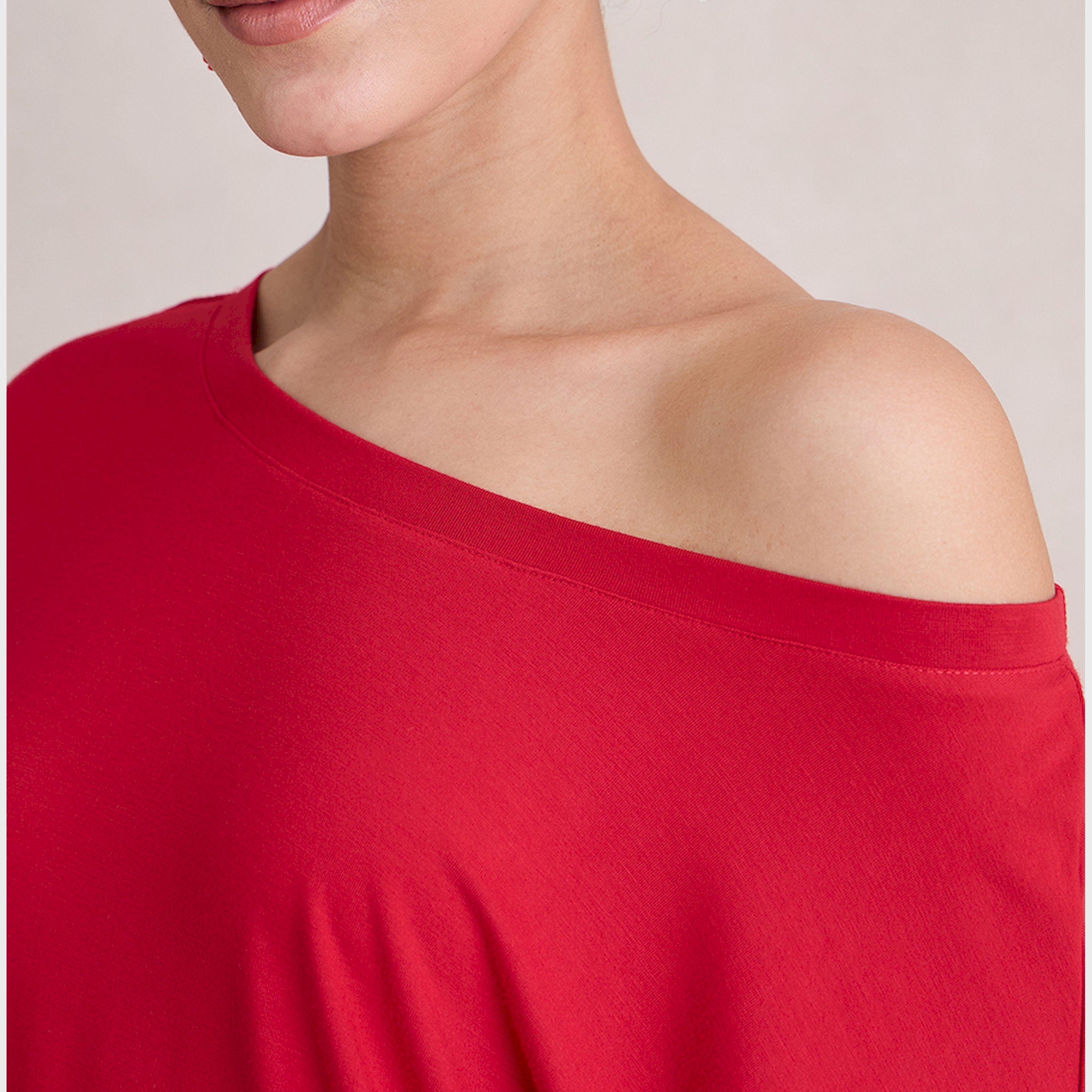 فيميلا × ستايلي - بلوزة سادة محبوكة بقصّة عادية مكشوفة الكتفين-women-clothing-tshirts-image-4