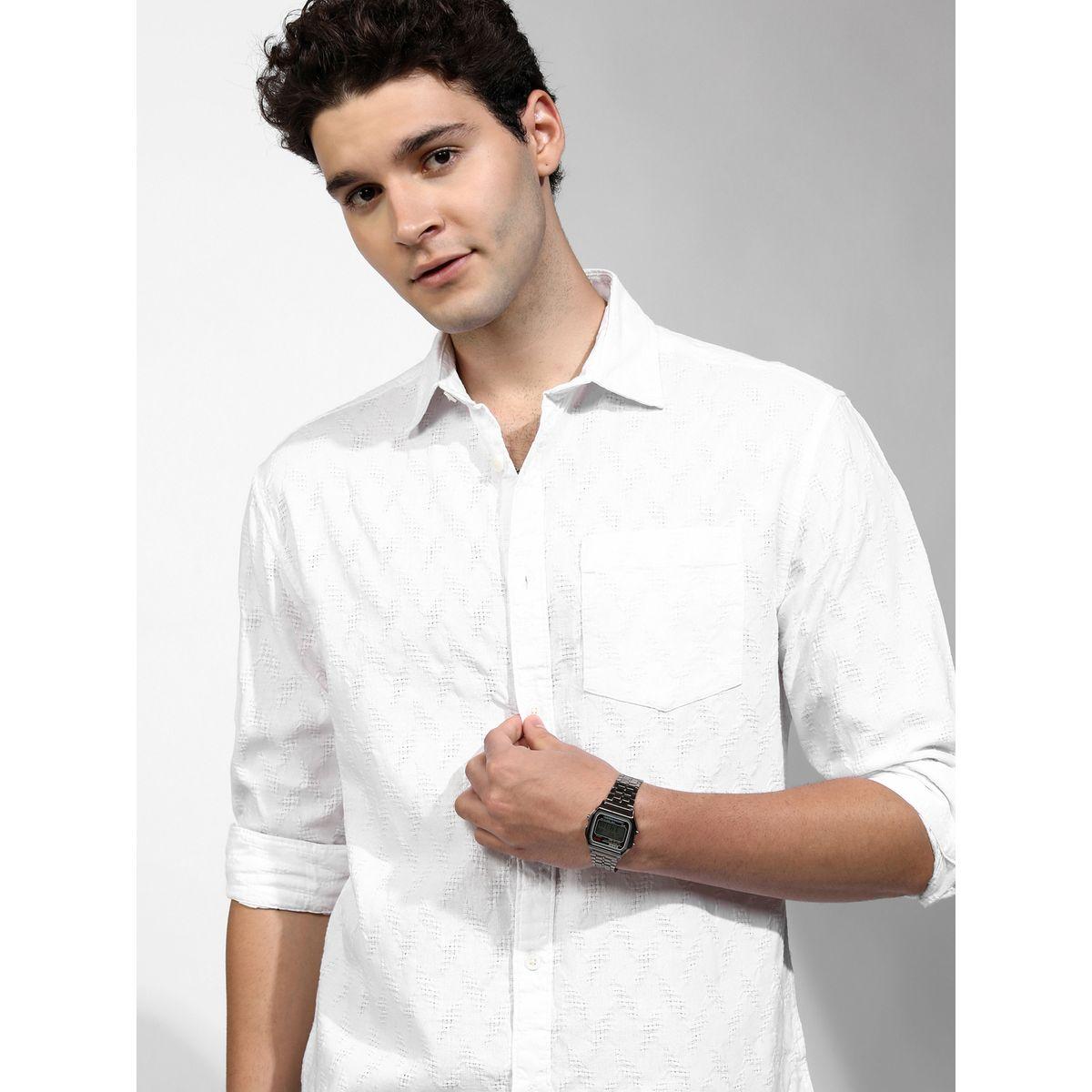قميص بقصة مريحة مع تفاصيل بارزة الملمس وجيوب-men-clothing-shirts-image-1