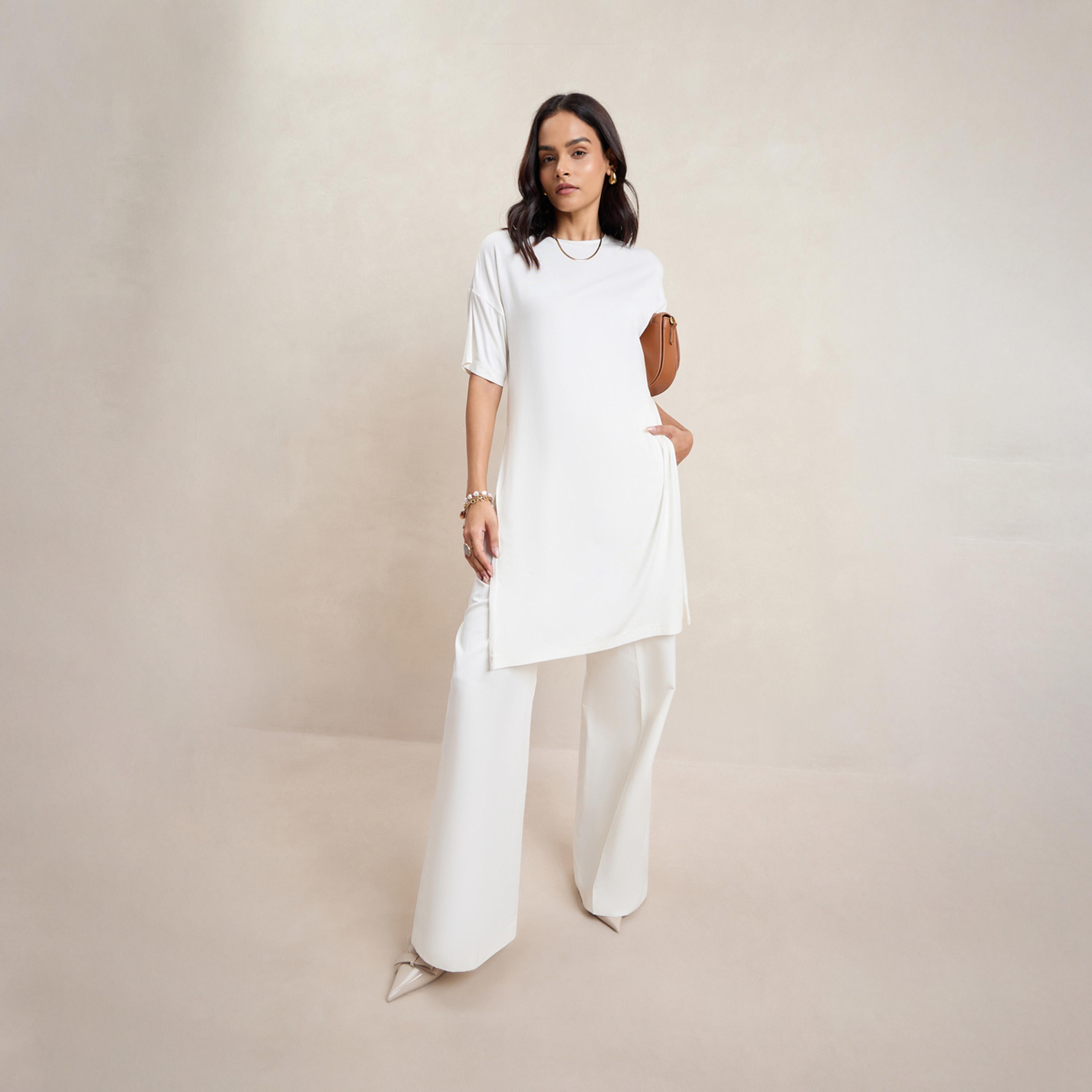 Femmella X Styli Solid Drop Shoulder Knit Longline Top With Slit Detail-women-clothing-tshirts-image-4