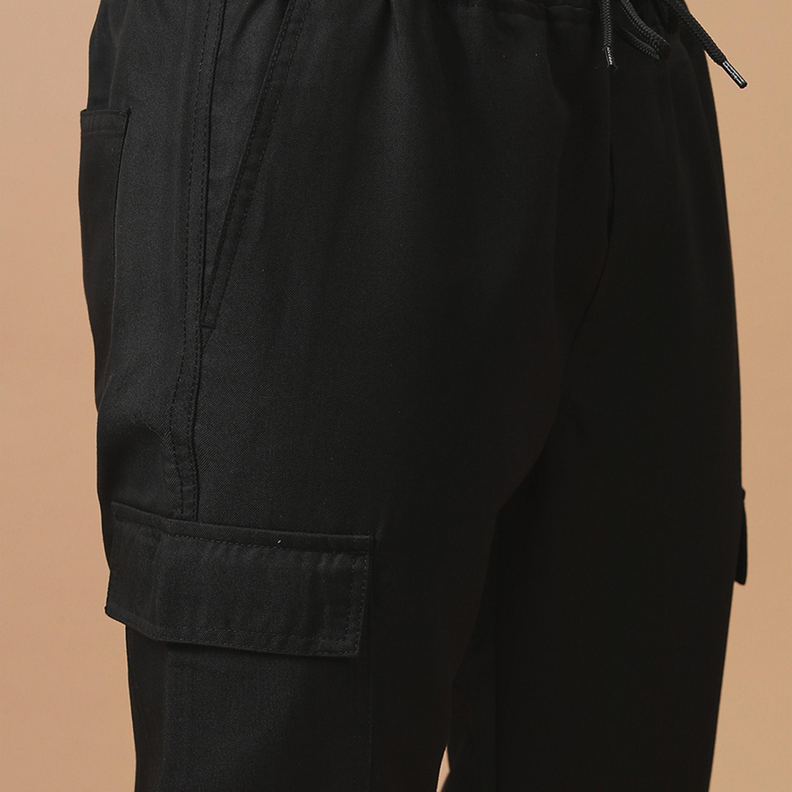 هايلاندر ستايلي - بنطال رياضي متوسط الارتفاع بقصّة عادية ورباط سحب-men-clothing-bottoms-joggers-image-5