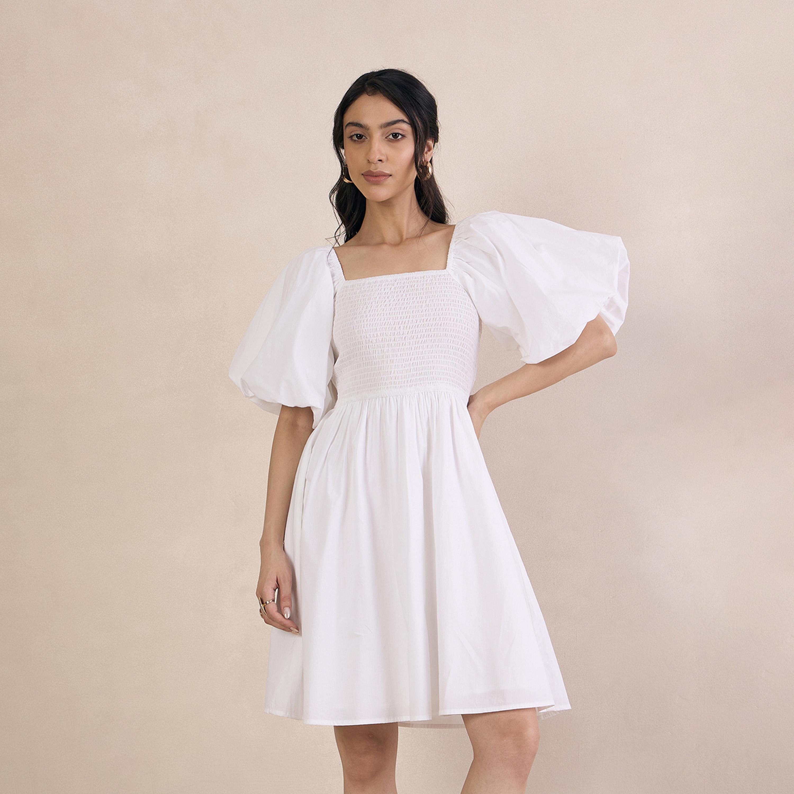 فيميلا × ستايلي - فستان قصير بأكمام منفوخة ورقبة مربعة وتفاصيل مطرزة-women-clothing-dresses-image-1