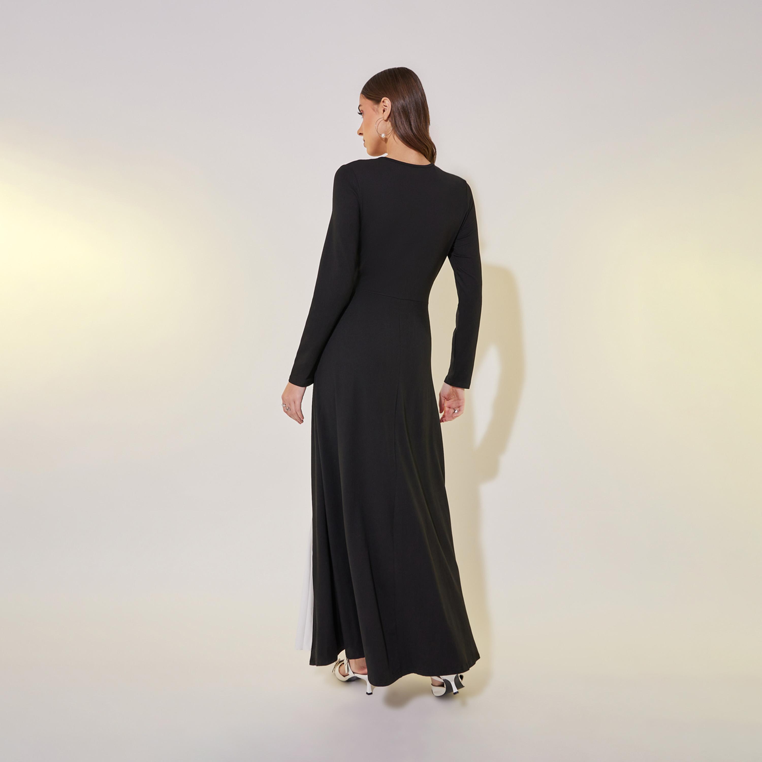 فستان طويل بأكمام طويلة وتفاصيل طيات متباينة-women-clothing-dresses-image-6