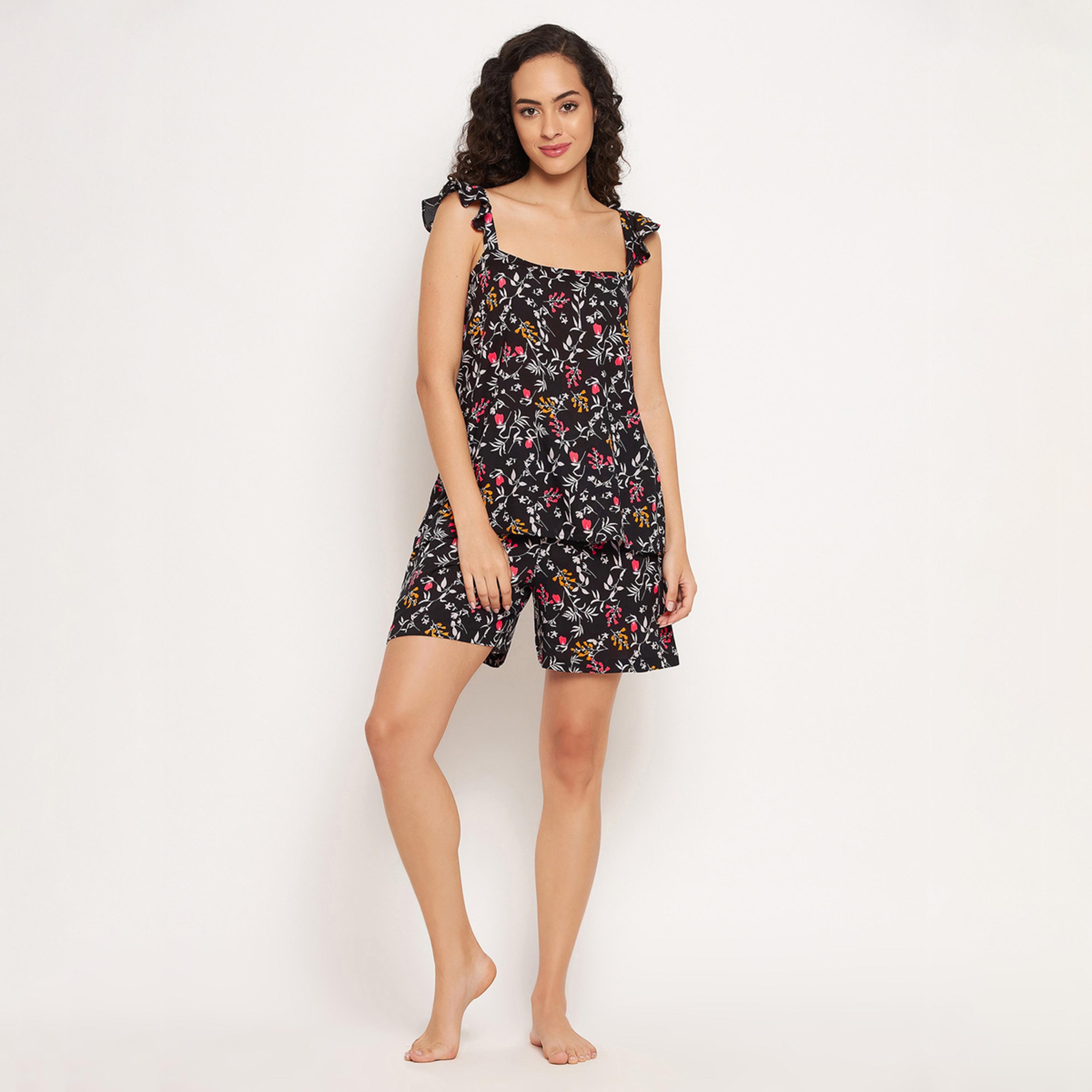 كلوفيا × ستايلي - طقم بيجامة من بلوزة وشورت بأكمام مكشكشة وطبعة زهور-women-clothing-nightwear-pyjamas-shortsets-image-1