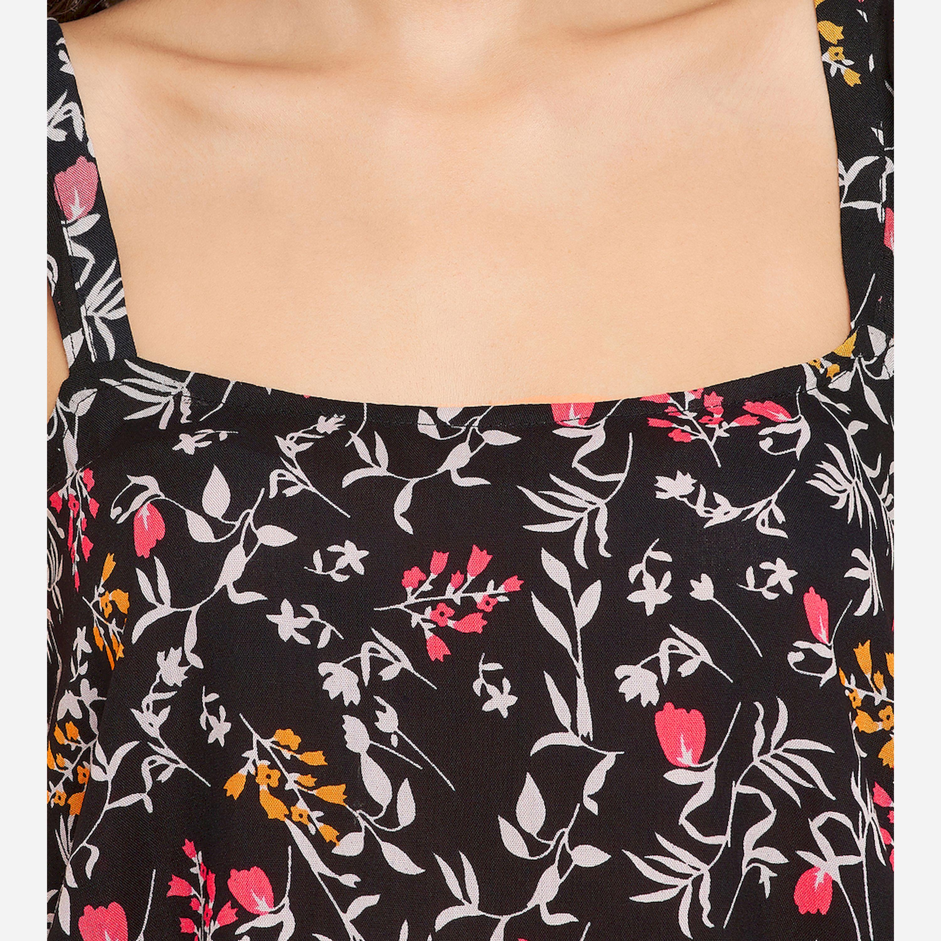 كلوفيا × ستايلي - طقم بيجامة من بلوزة وشورت بأكمام مكشكشة وطبعة زهور-women-clothing-nightwear-pyjamas-shortsets-image-6