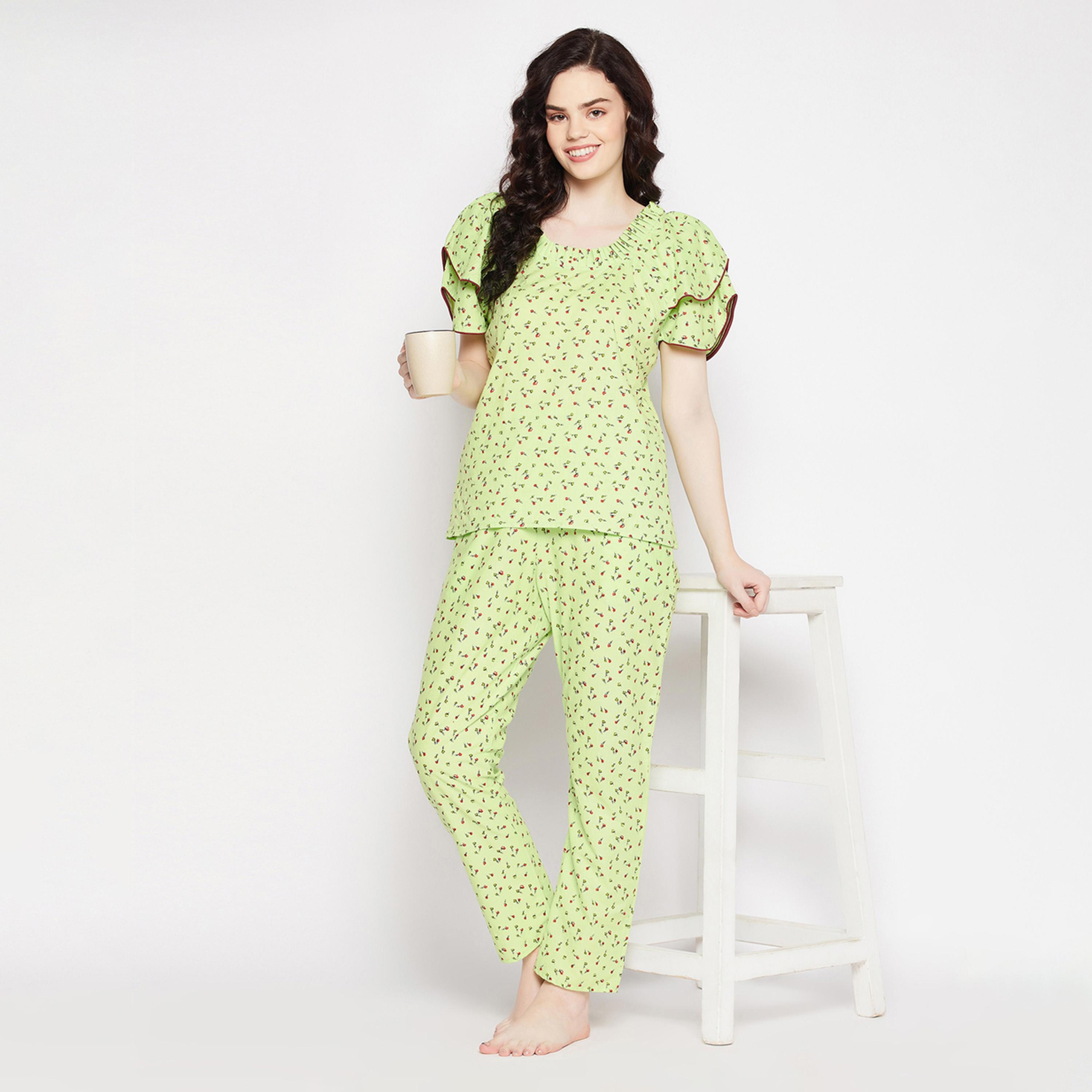 Clovia X Styli Printed Round Neck Top And Pyjama Set-women-clothing-nightwear-pyjamas-longsets-image-1