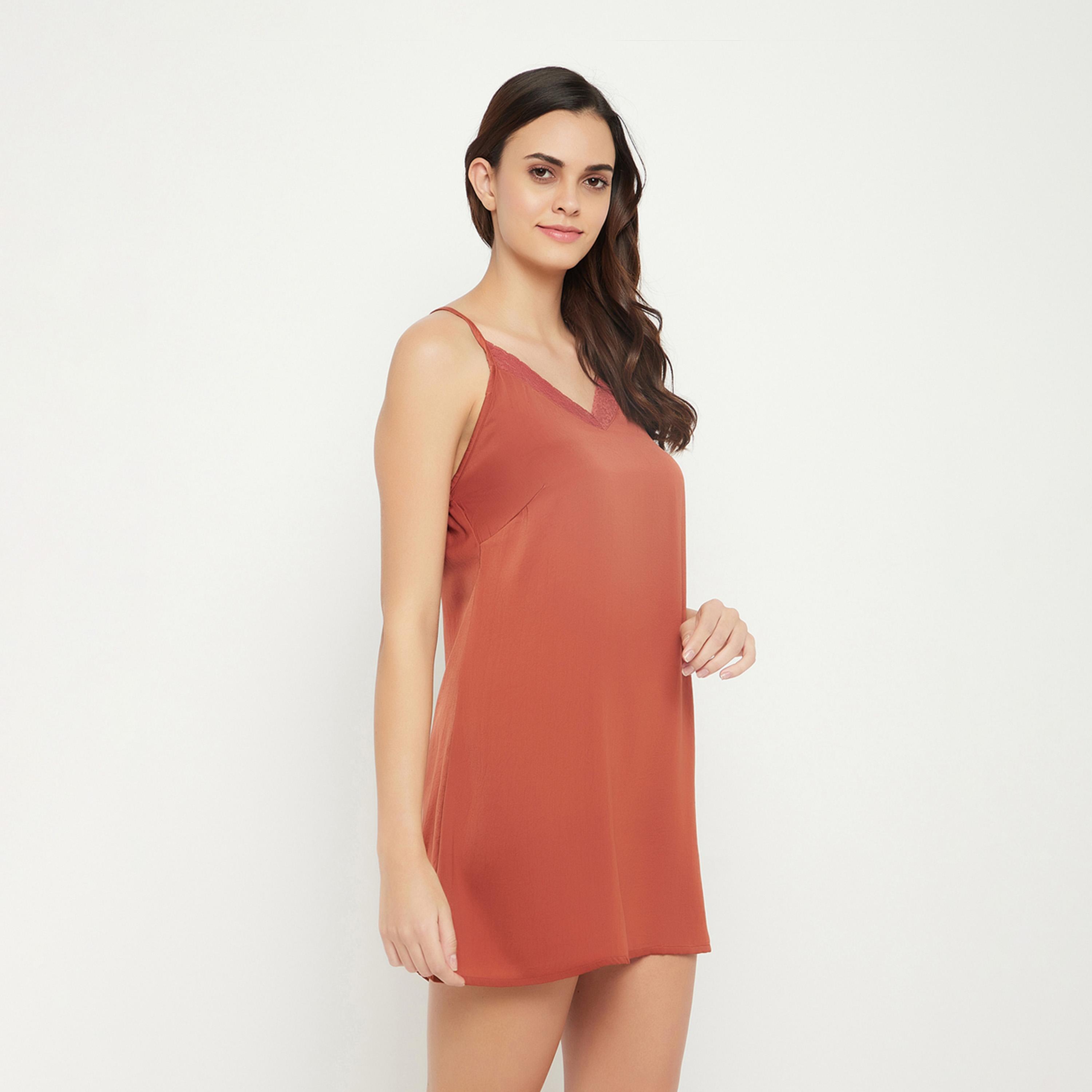 كلوفيا × ستايلي - فستان بأشرطة من الساتان والدانتيل-women-clothing-nightwear-nighties-image-5