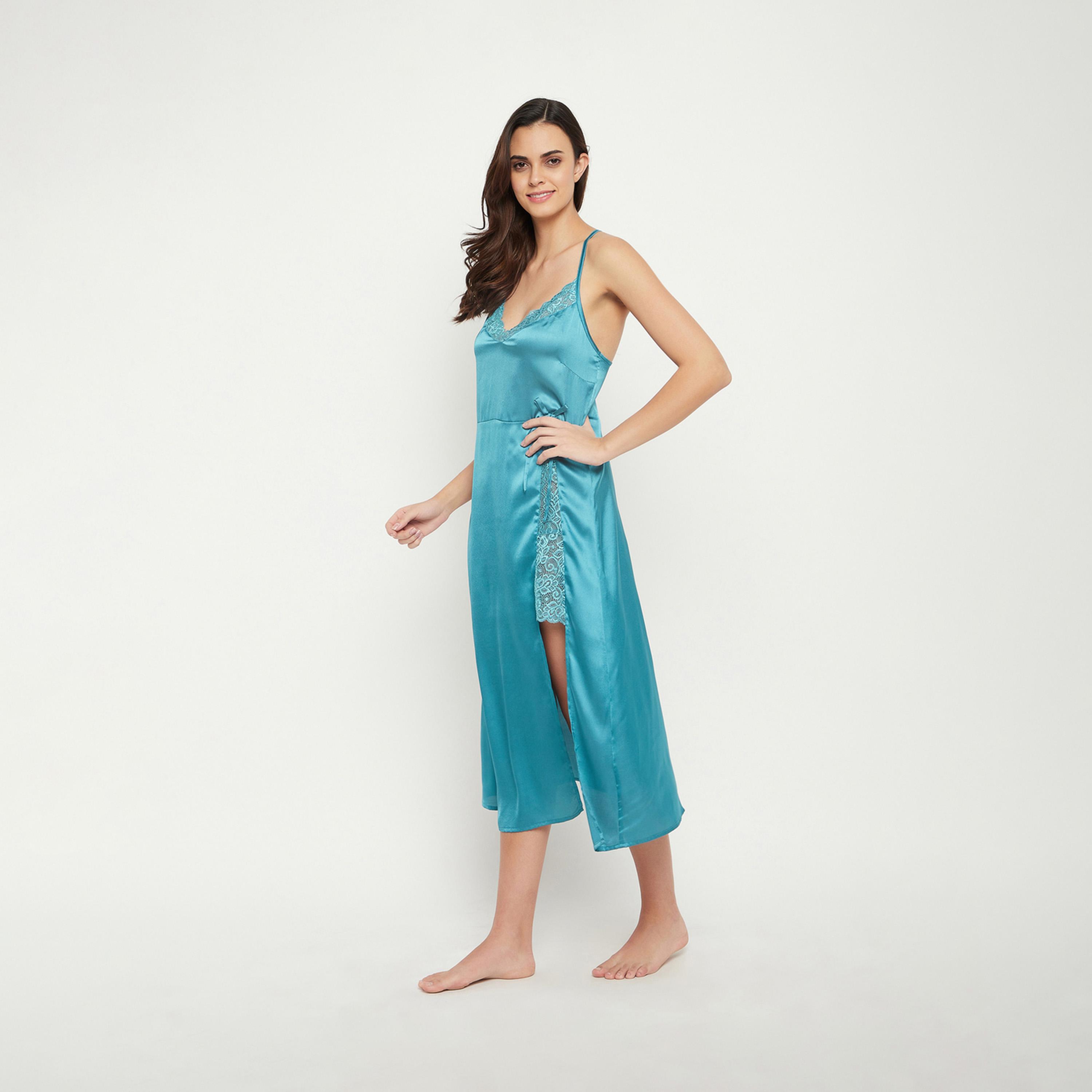كلوفيا × ستايلي - فستان بأشرطة من الساتان والدانتيل مع فتحة أمامية-women-clothing-nightwear-nighties-image-3