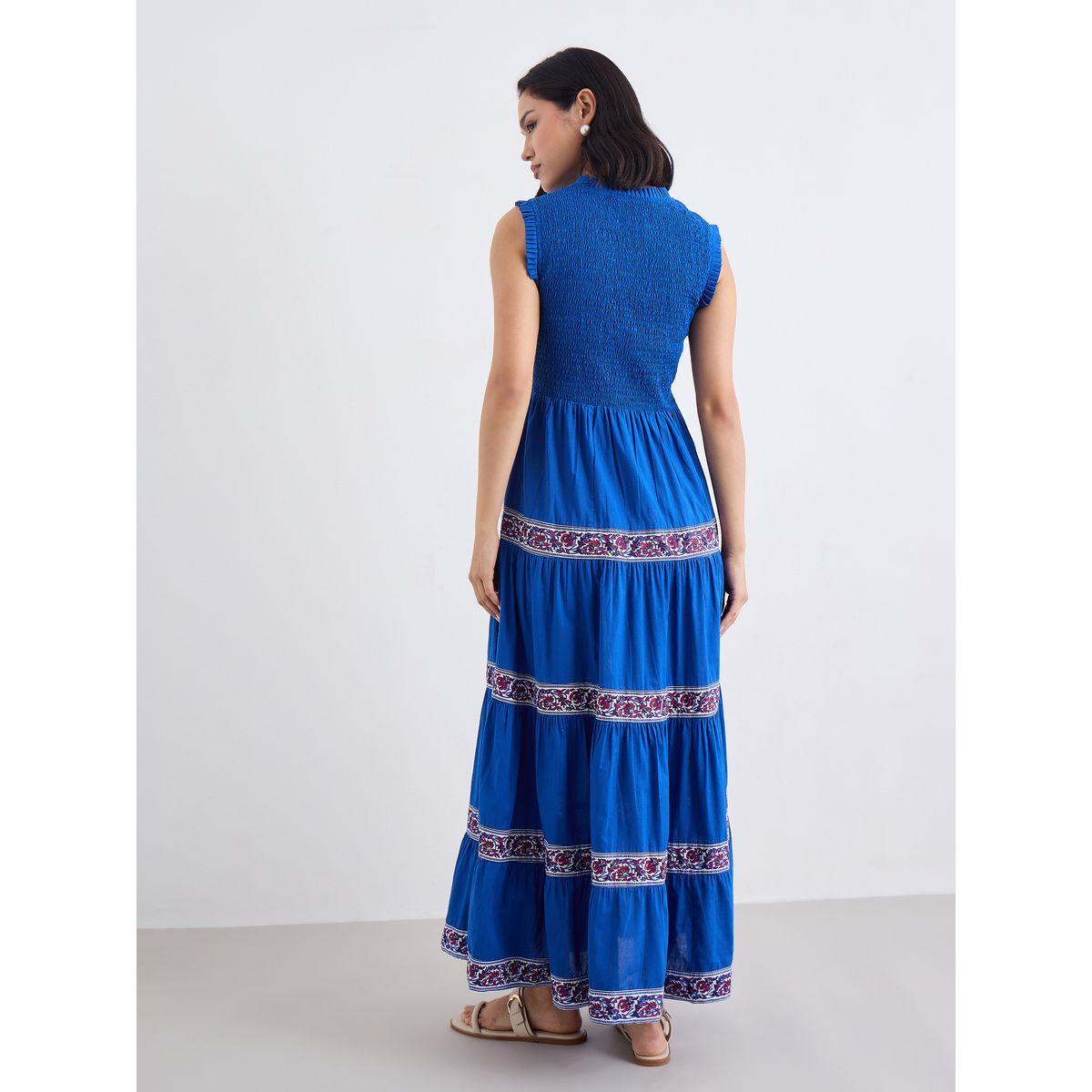 فستان طويل بتفاصيل مُطرّزة وبارزة الملمس-women-clothing-dresses-image-4