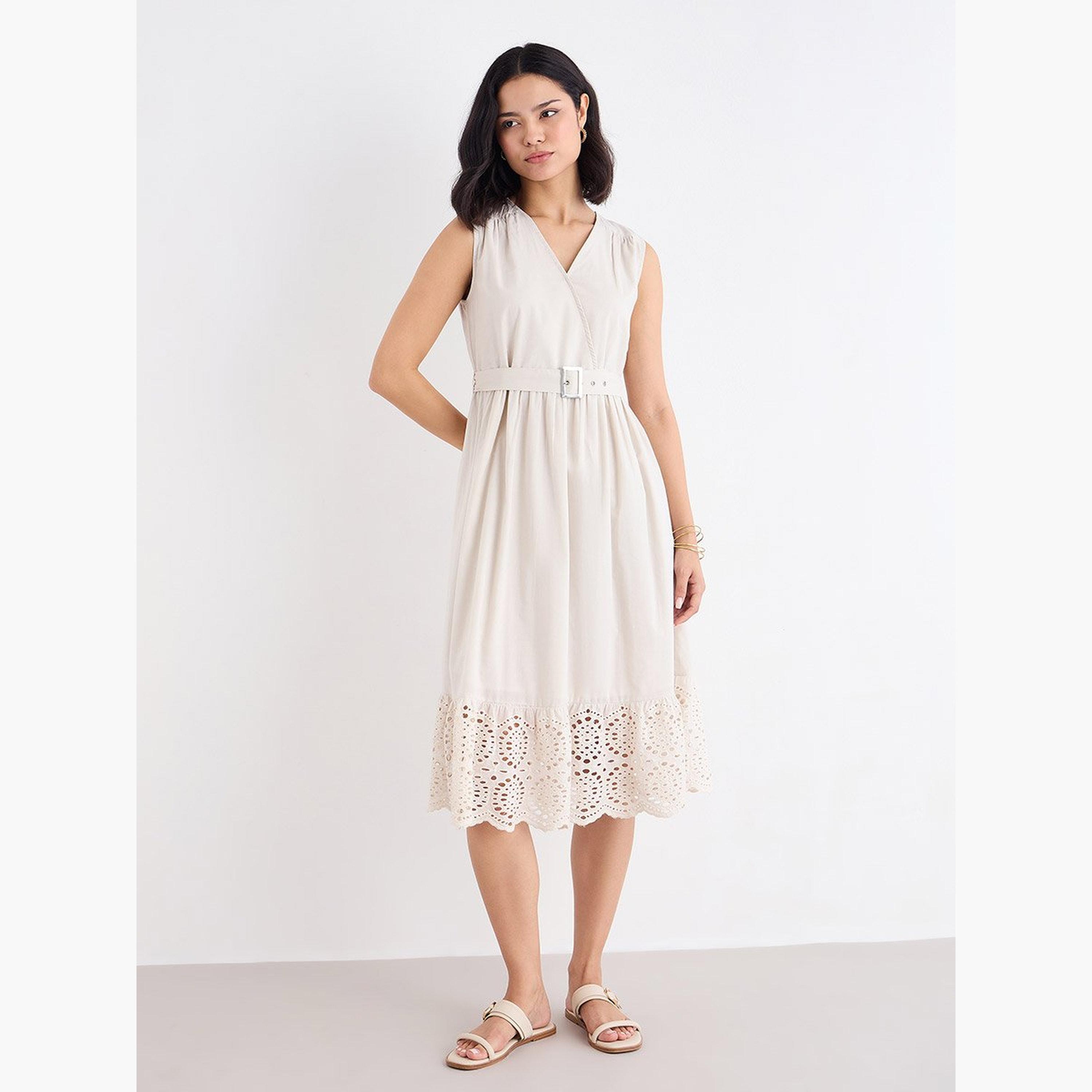 ستايلي - فستان متوسط ​​الطول بحاشية شيفلي لون بيج-women-clothing-dresses-image-2