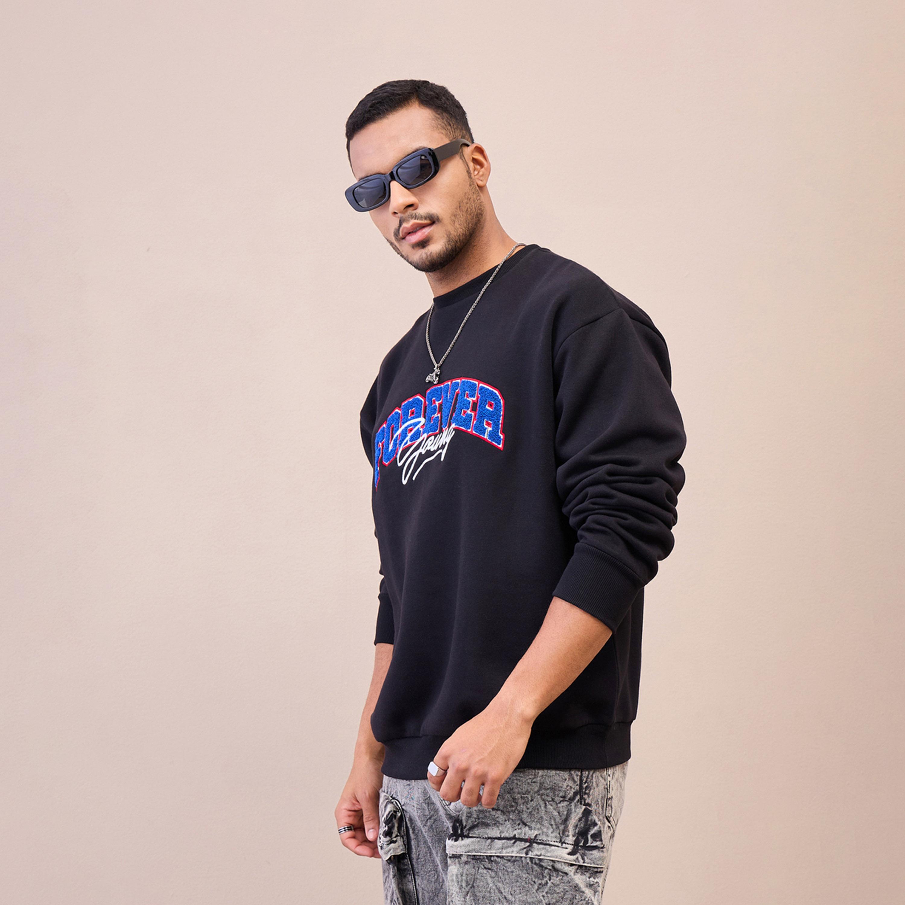 ماسكلن ساسافراس X ستايلي سترة سوداء كبيرة الحجم مطرزة للشباب-men-winterwear-hoodiesandsweatshirts-image-3