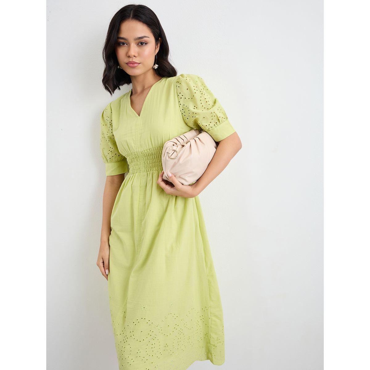 فستان ميدي بتفاصيل شيفلي وحافة واسعة-women-clothing-dresses-image-5