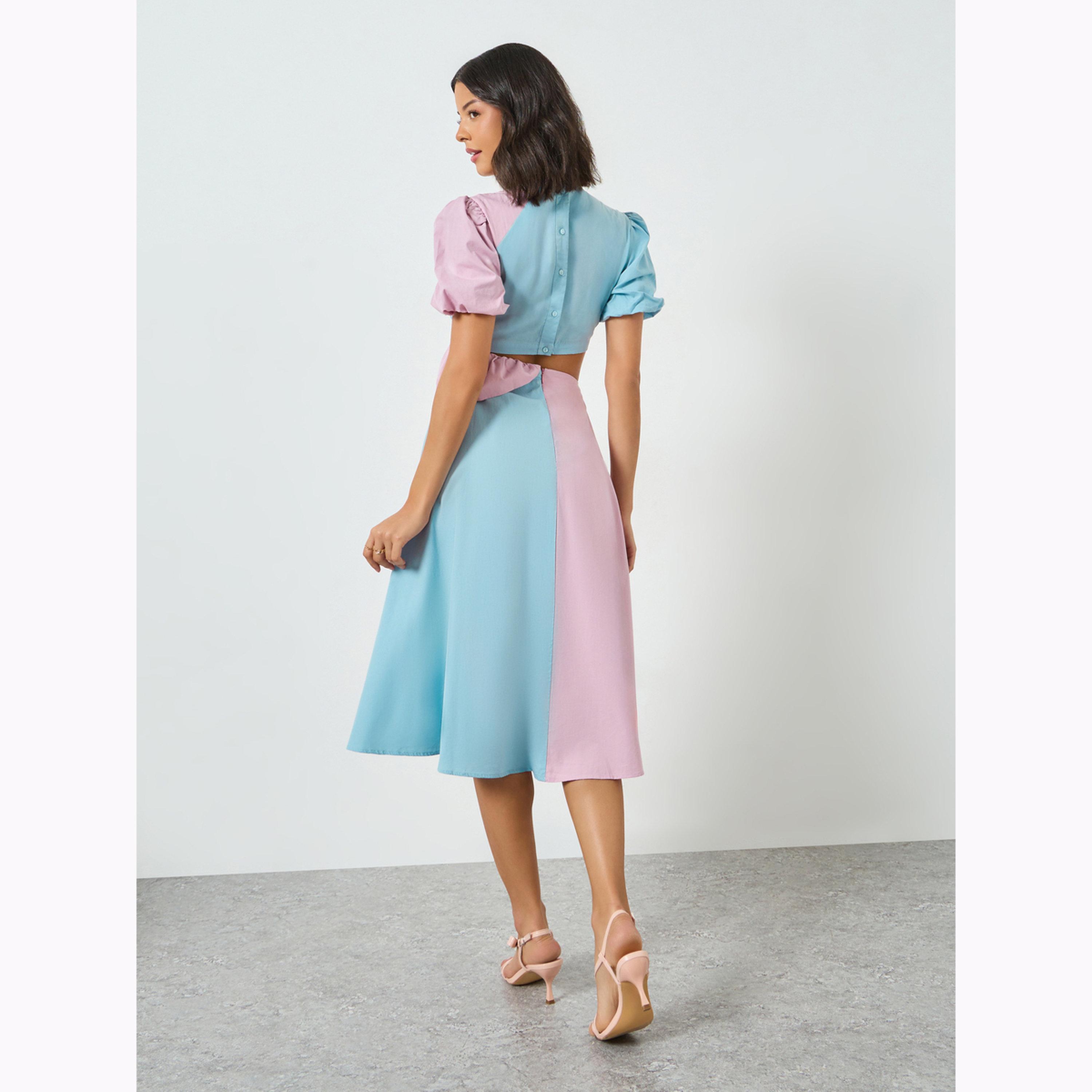 فستان ميدي بنمط كتل متمايزة بتفاصيل مفرغة-women-clothing-dresses-image-4