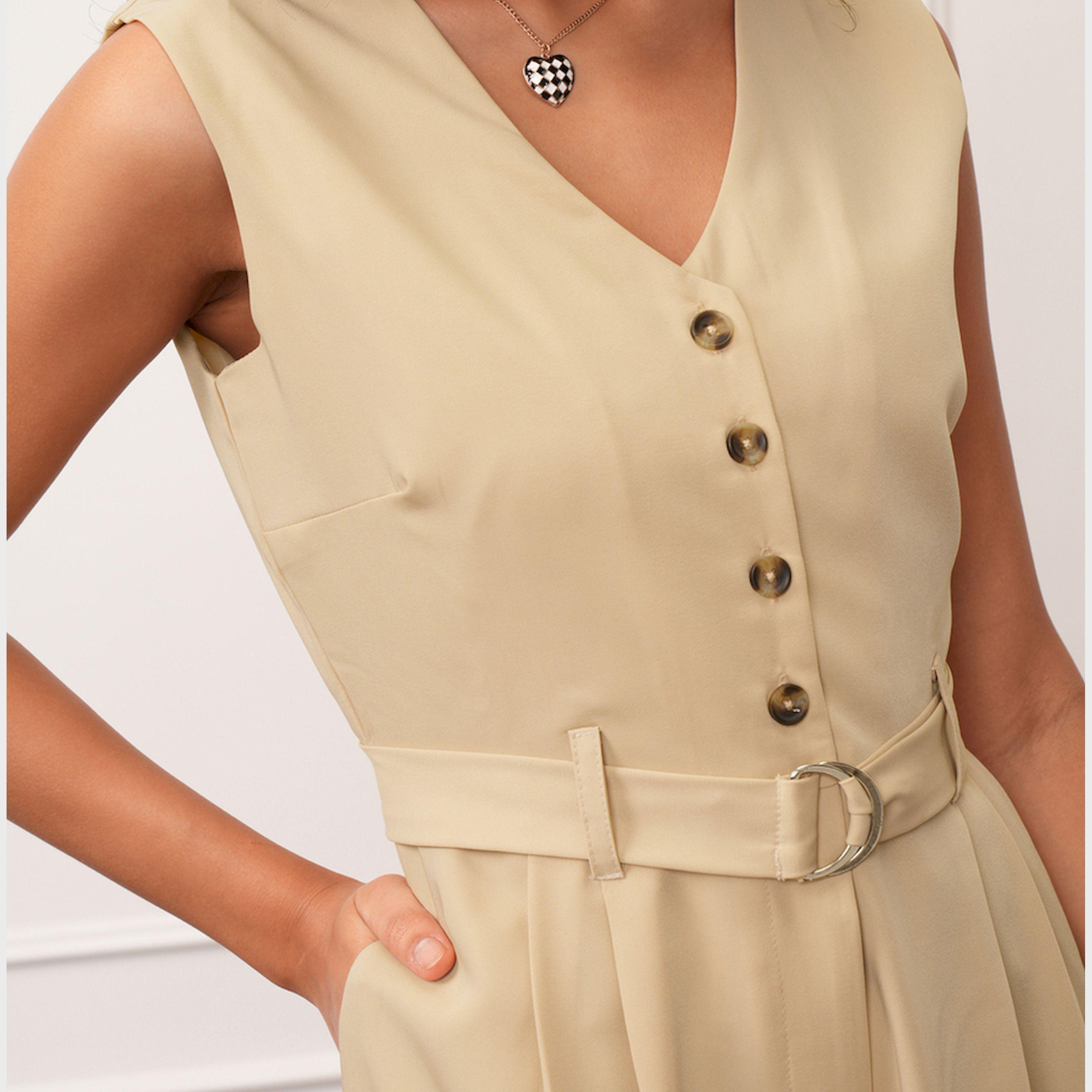 Tokyo Talkies X Styli Solid V-Neck Buttoned Culotte Leg Jumpsuit With Belt-women-clothing-jumpsuits-image-5