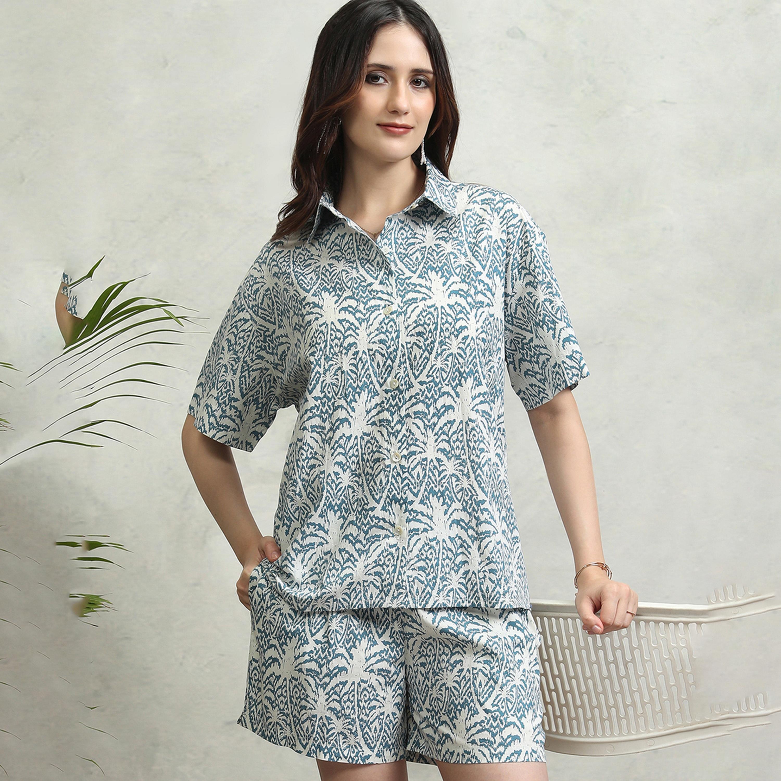 طوكيو توكيز × ستايلي - طقم قميص قطني بياقة وطبعة زهور كاملة مع شورت متوسط الارتفاع-women-clothing-coordsets-image-1