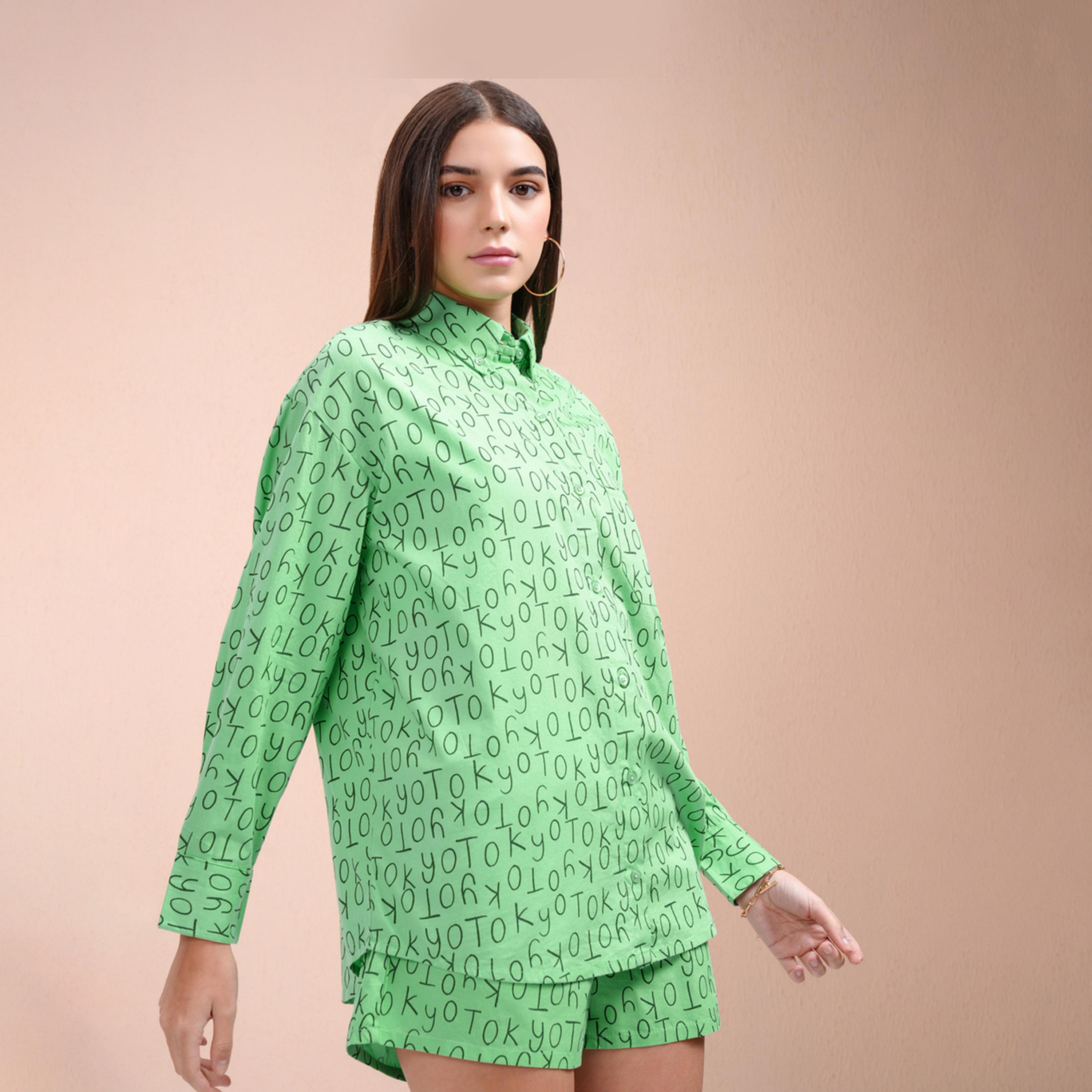 طوكيو توكيز - طقم قميص مطبوع بالكامل مع شورت بخصر متوسط الارتفاع-women-clothing-coordsets-image-3