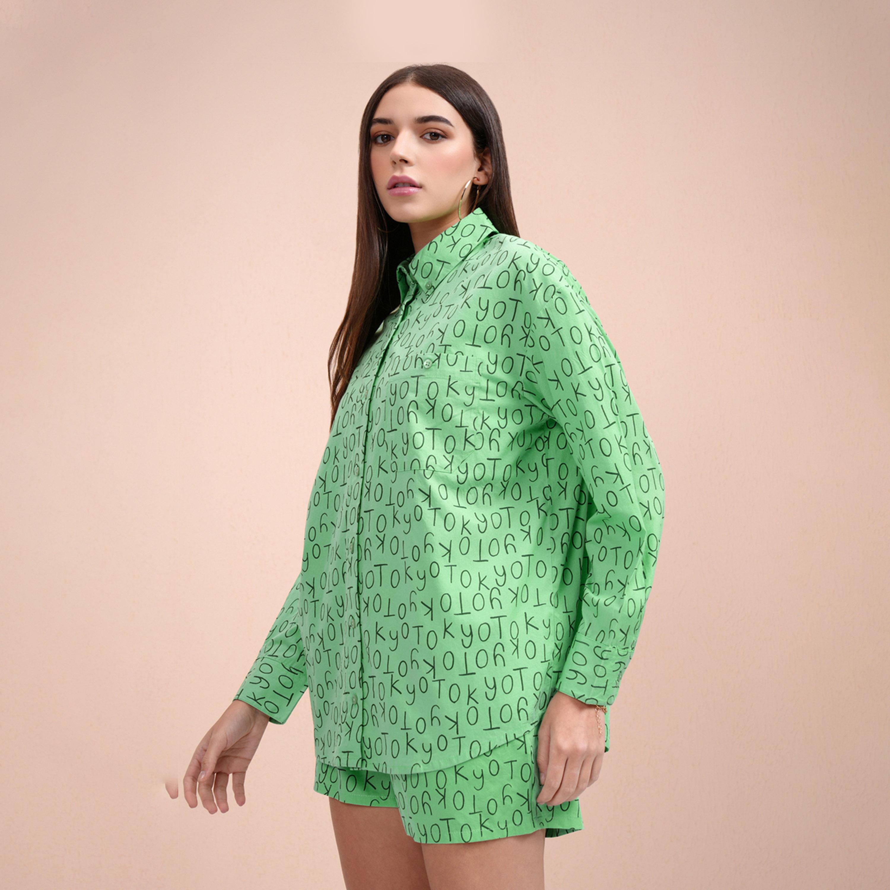 طوكيو توكيز - طقم قميص مطبوع بالكامل مع شورت بخصر متوسط الارتفاع-women-clothing-coordsets-image-4
