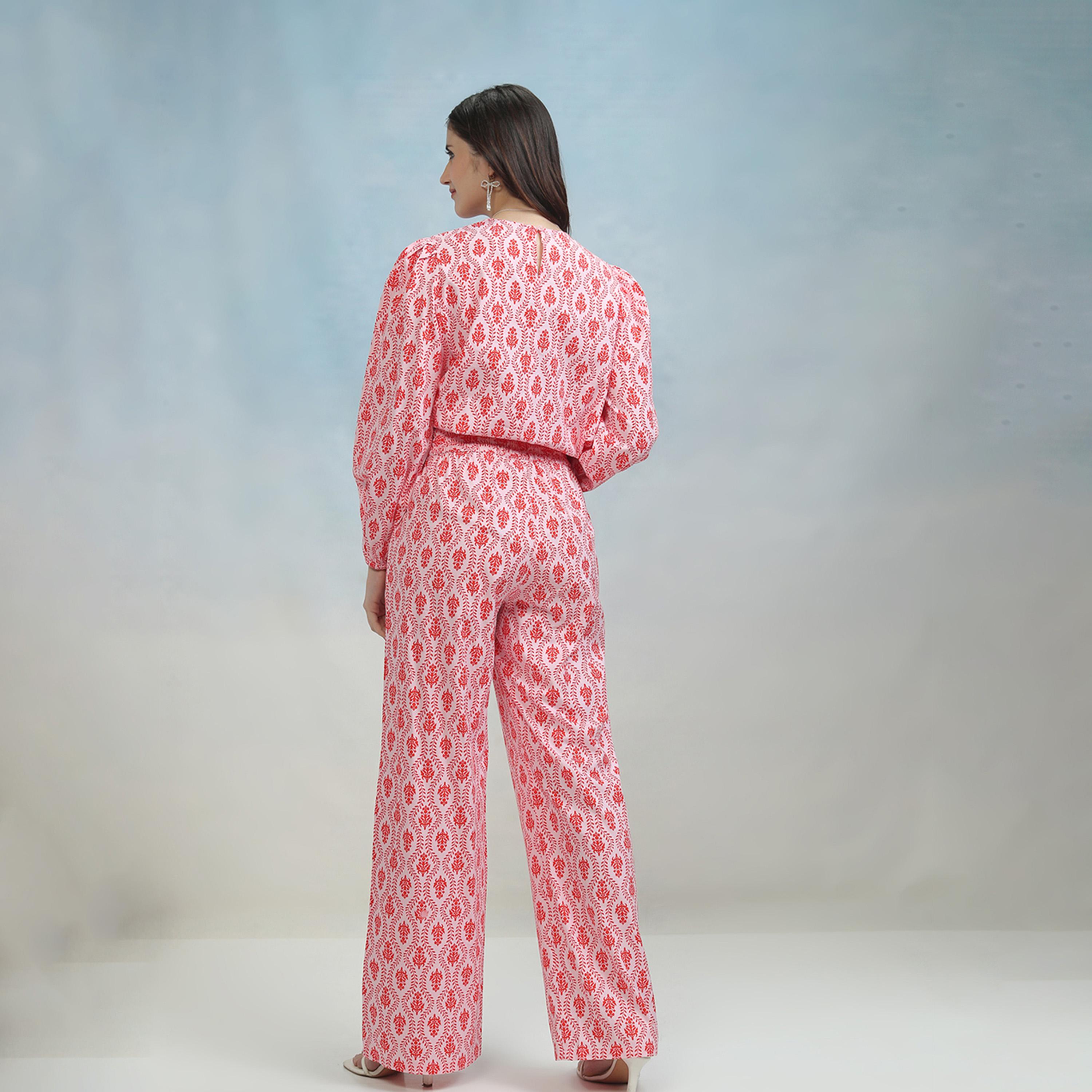 طوكيو توكيز - بلوزة قصيرة مطبوعة برقبة دائرية مع بنطال مرتفع الخصر-women-clothing-coordsets-image-5