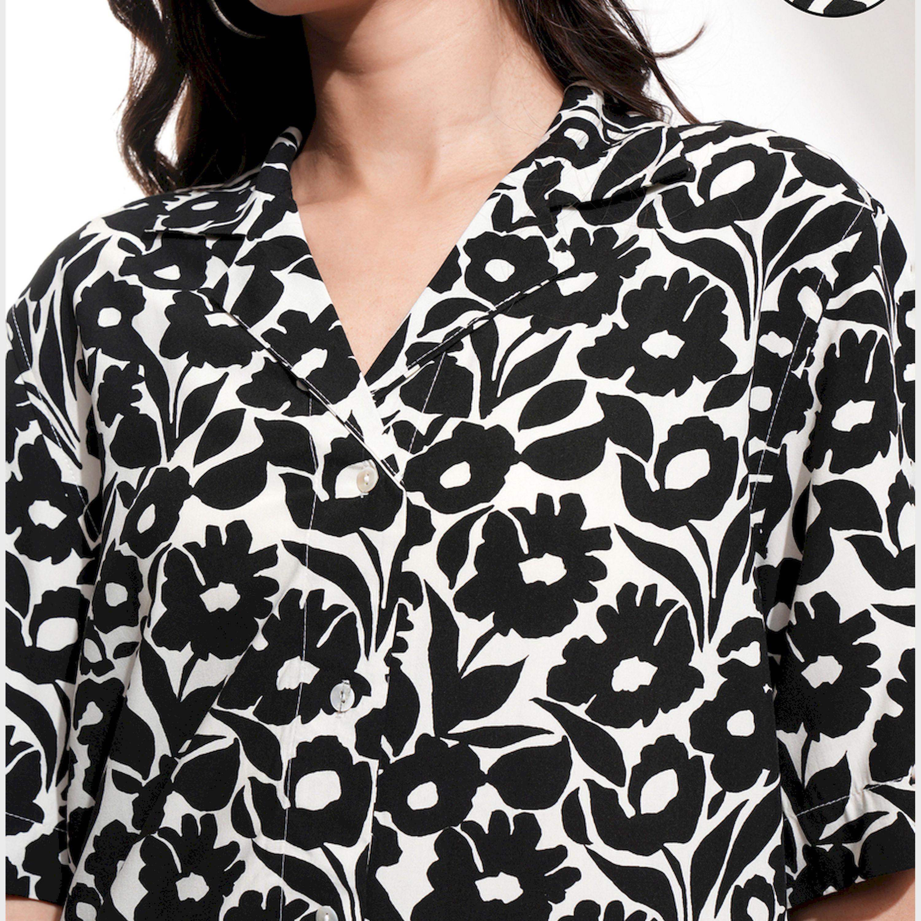 طوكيو توكيز - قميص بياقة وشورت بطبعة زهور بالكامل-women-clothing-coordsets-image-6