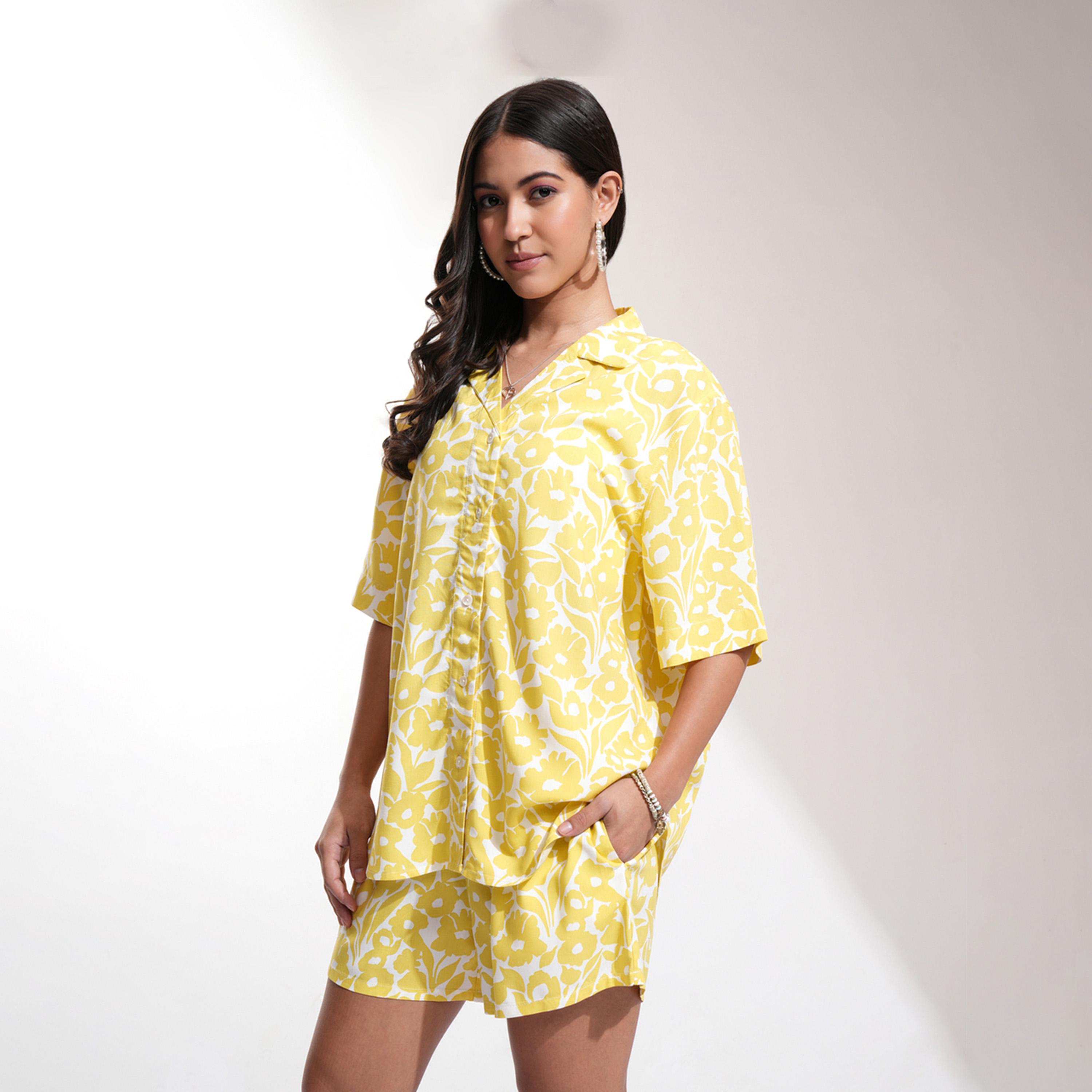 طوكيو توكيز - قميص بياقة وشورت بطبعة زهور بالكامل-women-clothing-coordsets-image-4