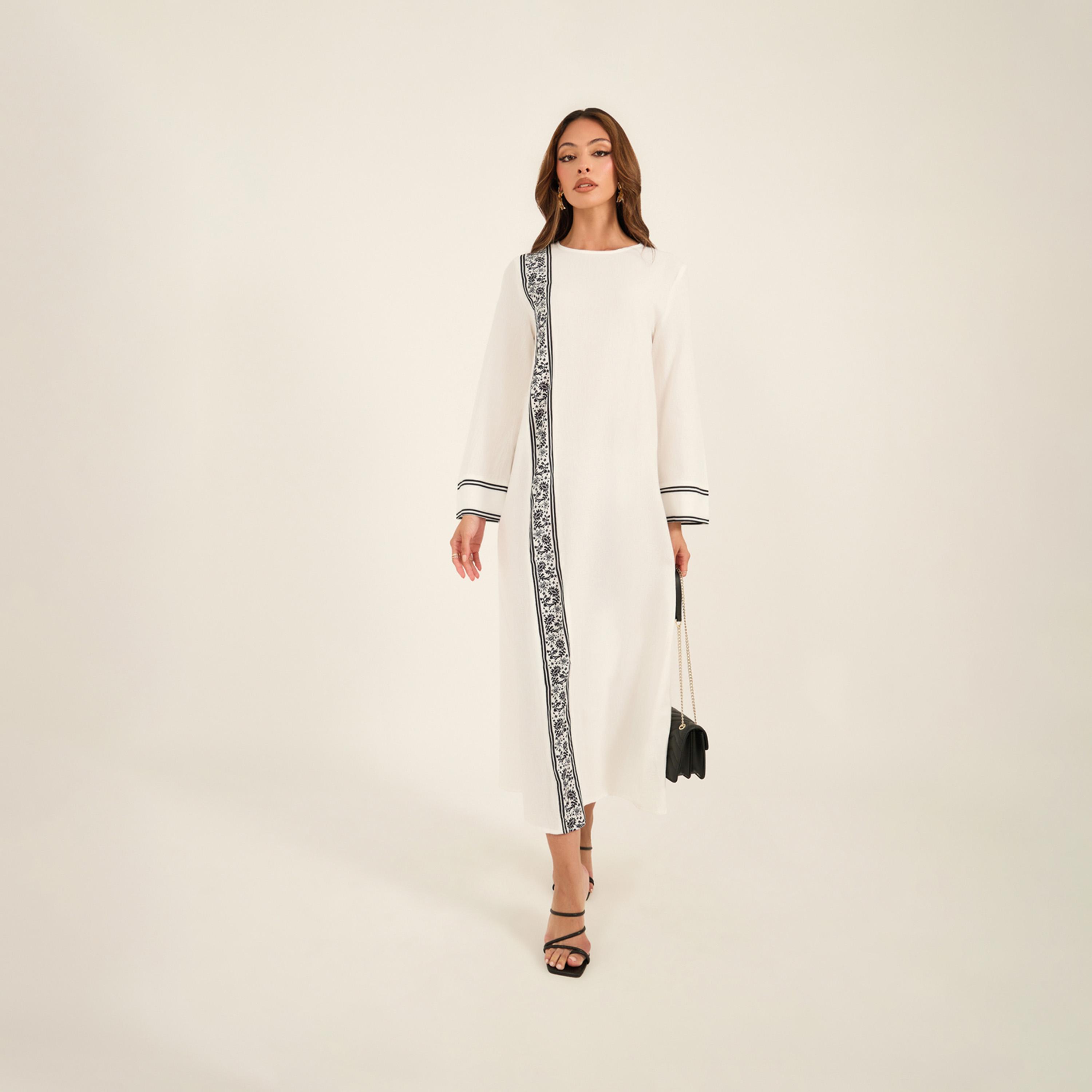 كي ال × ستايلي - جلابية برقبة مستديرة مطبوعة بالزهور-women-arabicclothing-jalabiyas-image-2