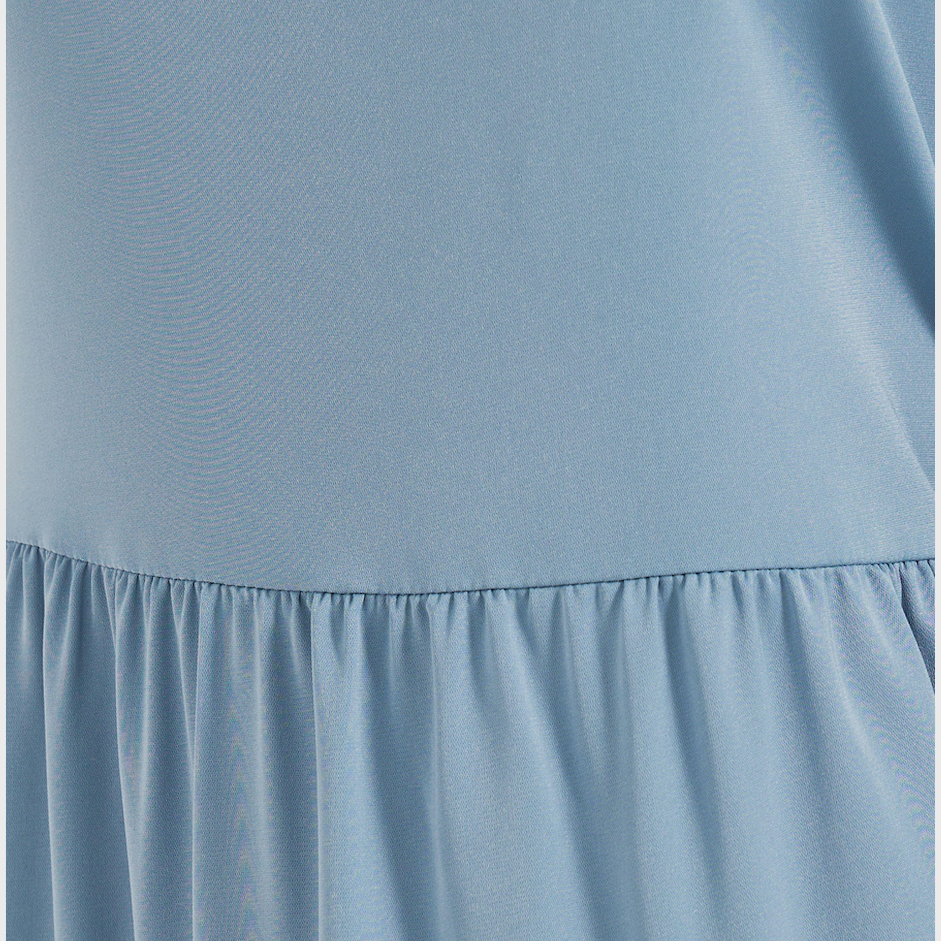 KL X Styli Solid Balloon Sleeve Tiered Maxi Dress-women-clothing-dresses-image-5