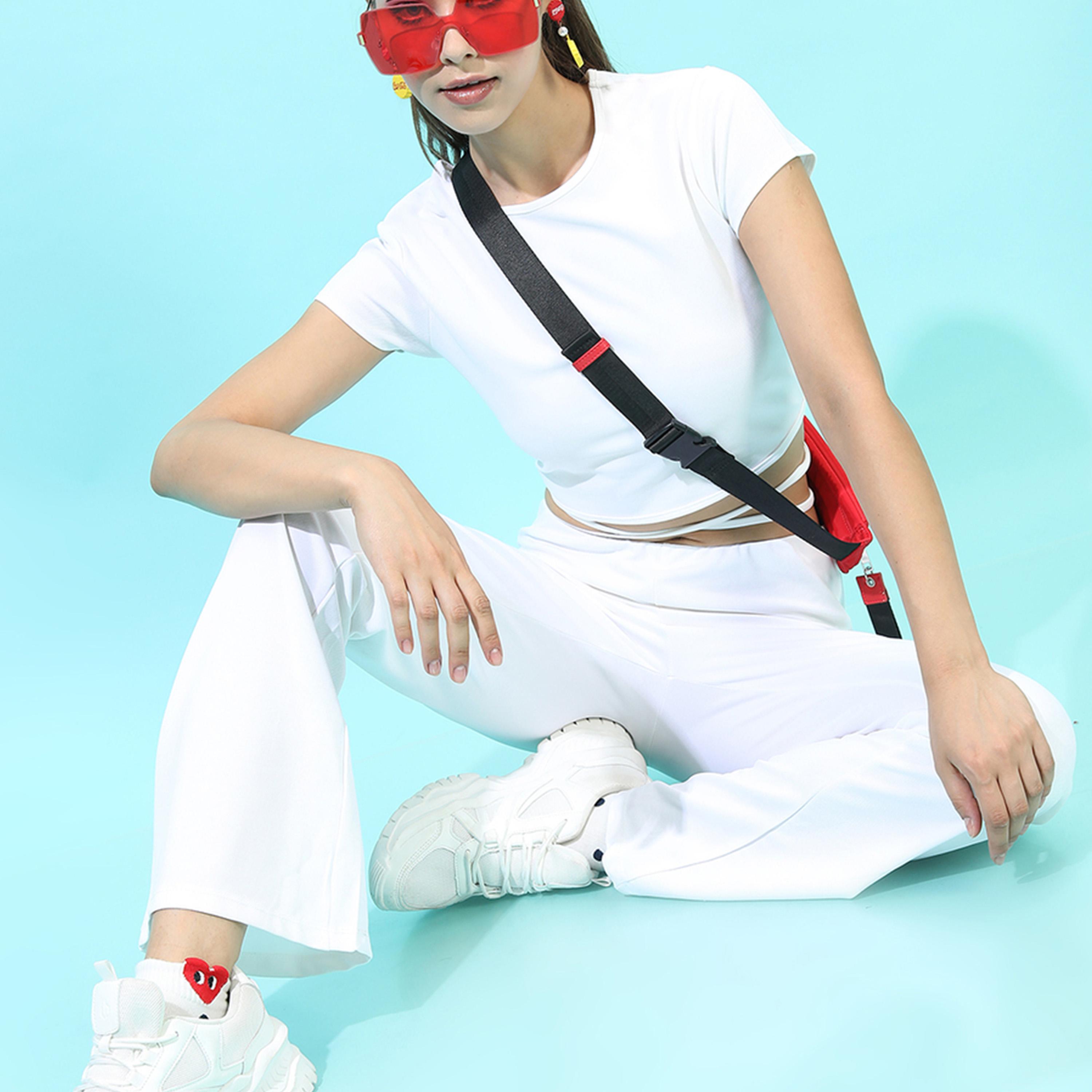 Tokyo Talkies X Styli Solid Round Neck Crop Top With Mid Rise Trousers Co-Ords-women-clothing-coordsets-image-5