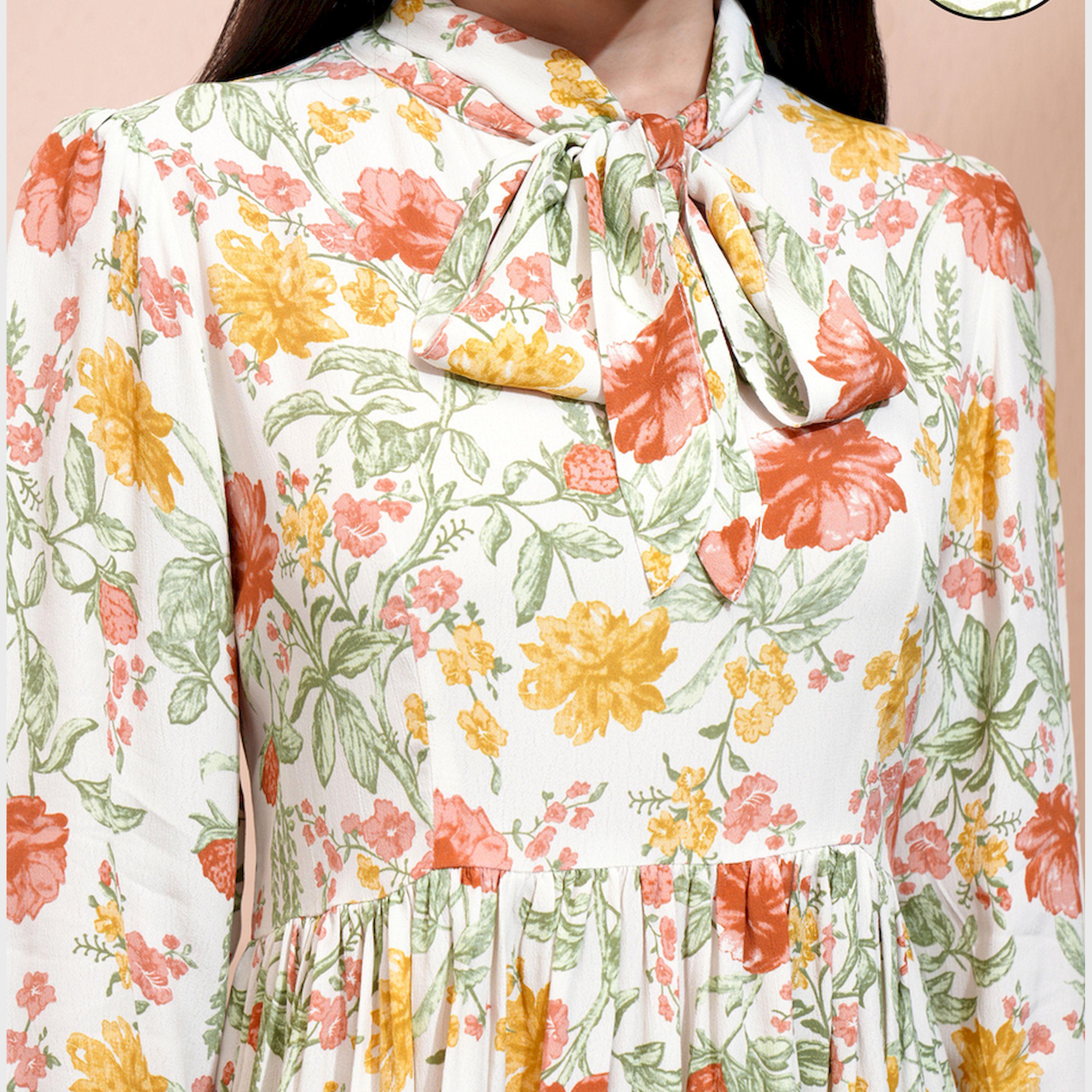 Vishudh X Styli All-Over Floral Print Tie-Up Neck Longline Tunic With Palazzo Pants Set-women-clothing-coordsets-image-4