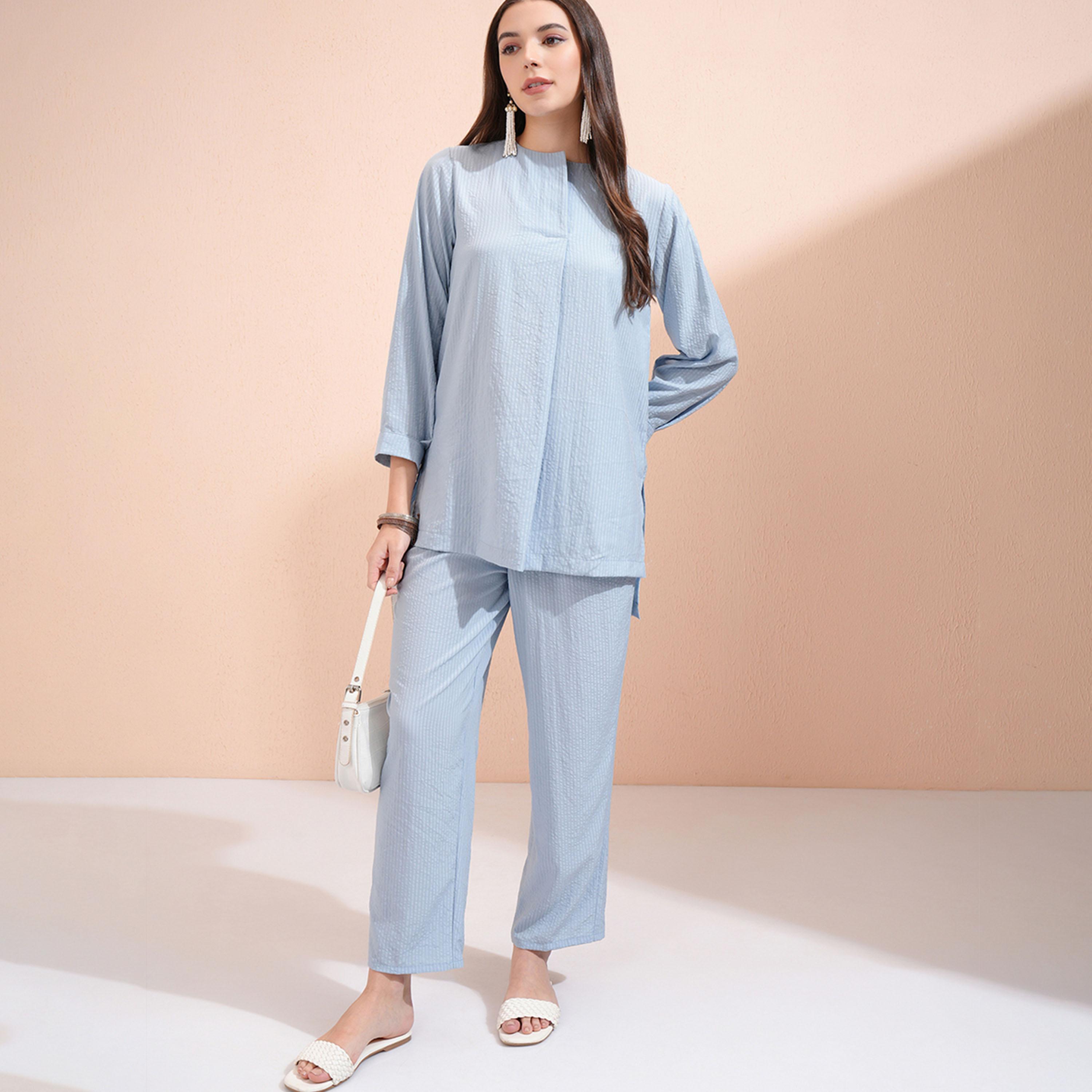 Vishudh X Styli Textured Round Neck Longline Tunic And Mid Rise Pants Co-Ords-women-clothing-coordsets-image-1