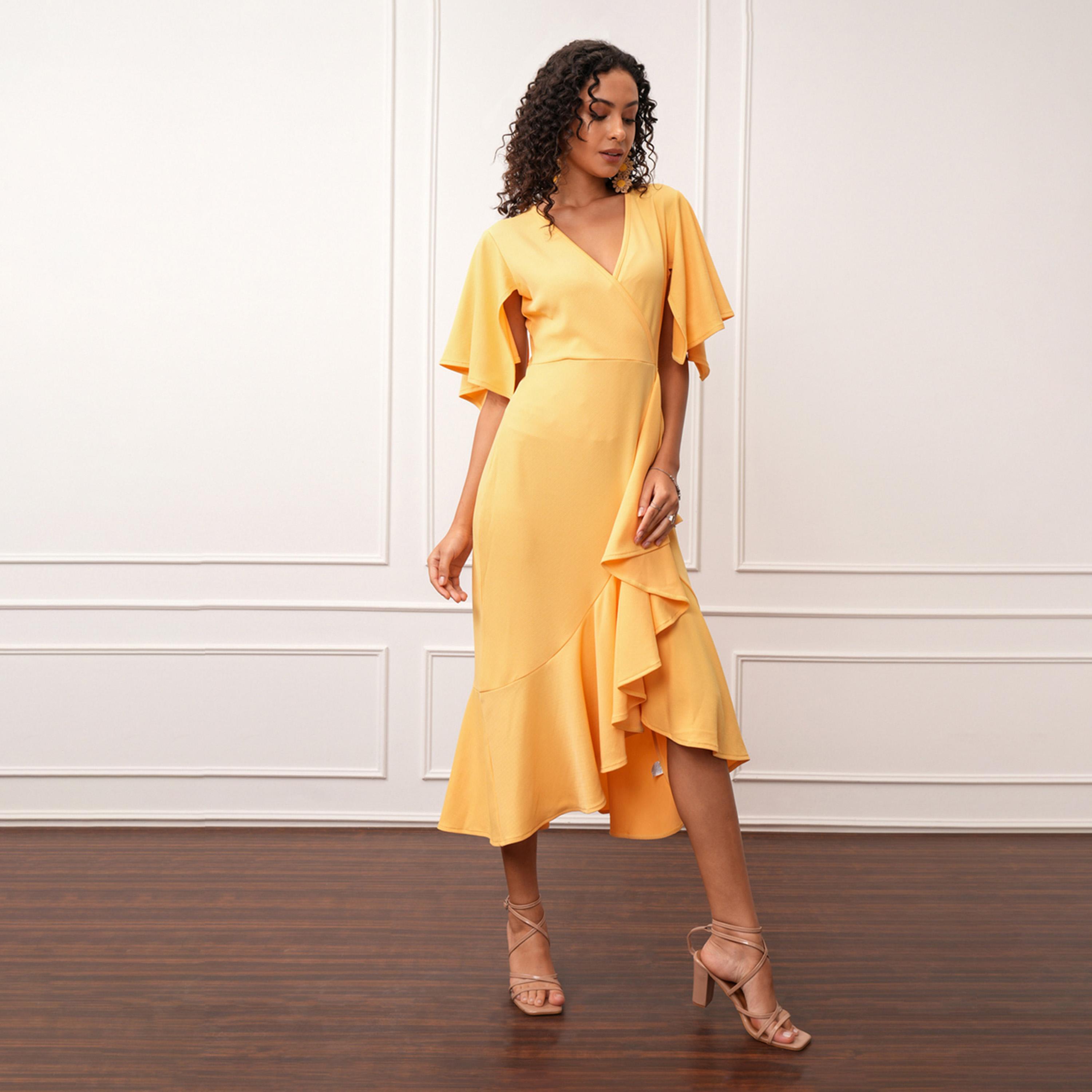 طوكيو توكيز - فستان سادة متوسط الطول بفتحة رقبة على شكل V وحافة غير متماثلة-women-clothing-dresses-image-1