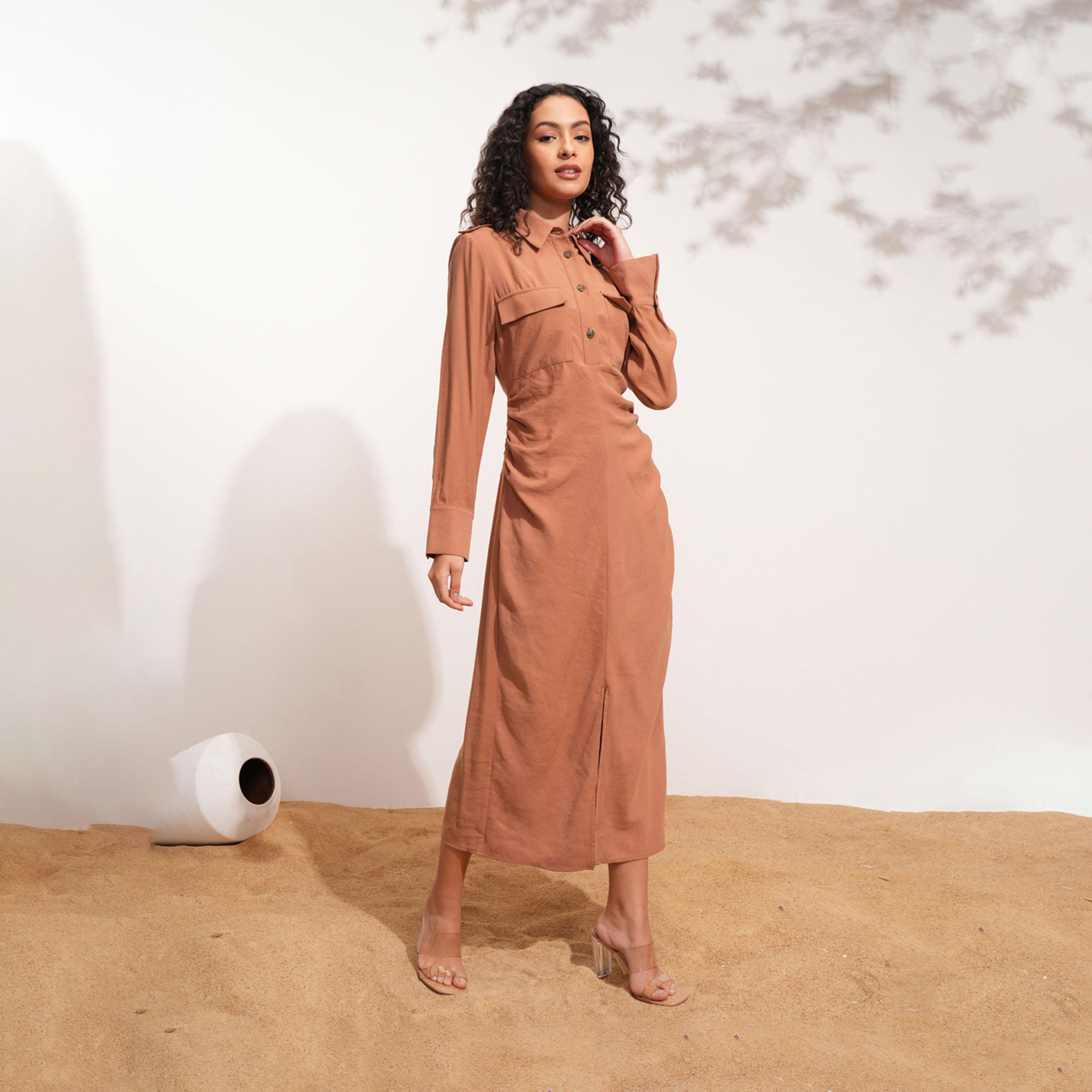 طوكيو توكيز - فستان سادة متوسط الطول من بقصة قميص بياقة وتفاصيل شق أمامي-women-clothing-dresses-image-3