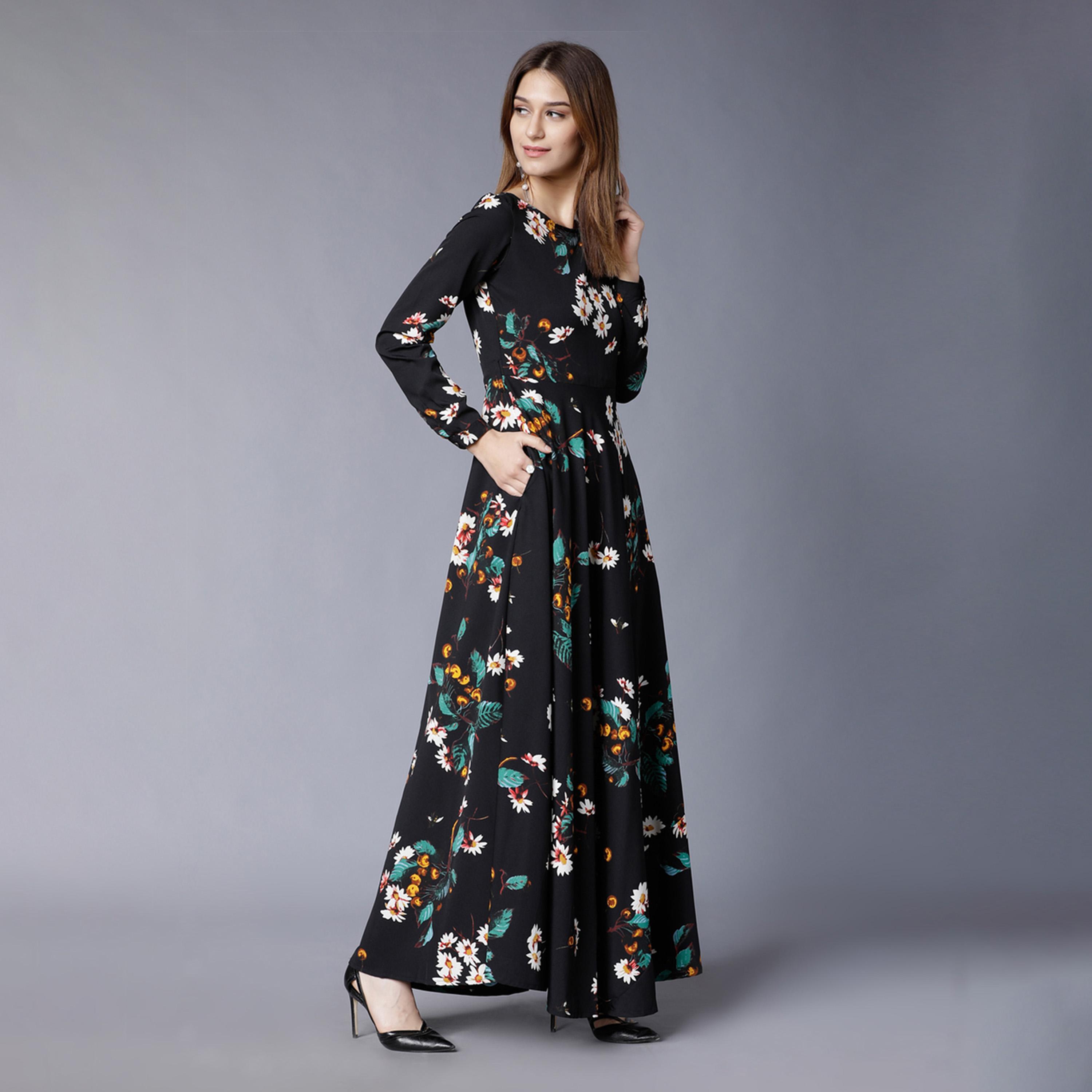 طوكيو توكيز - فستان ماكسي بياقة دائرية وطبعة زهور من-women-clothing-dresses-image-1