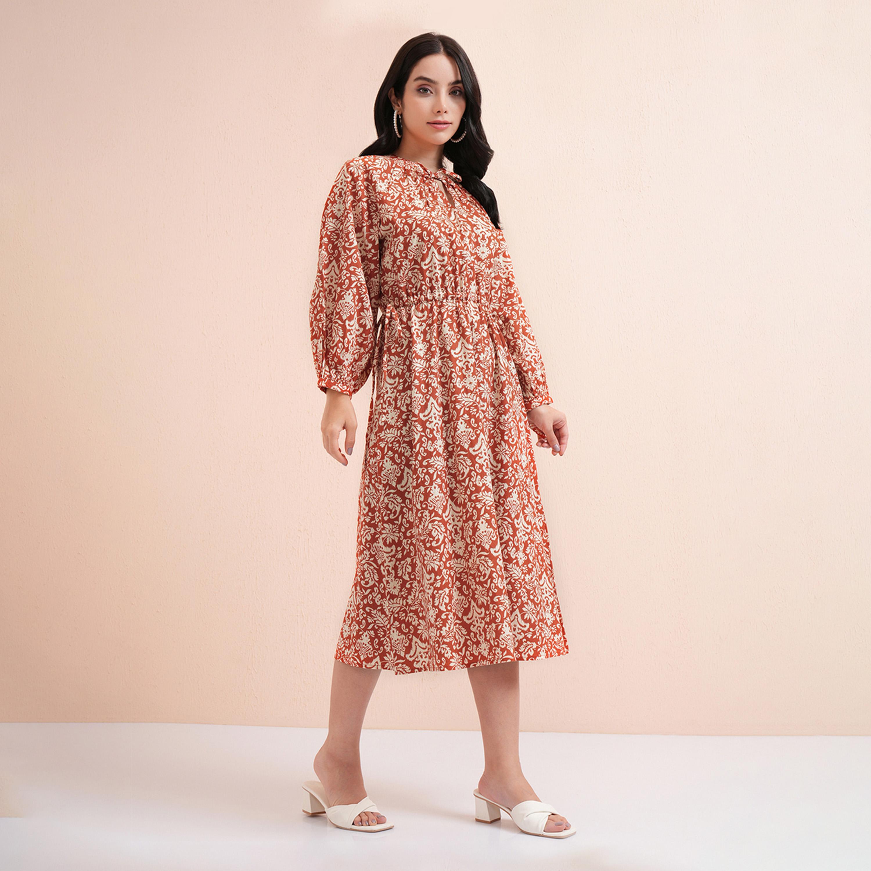 طوكيو توكيز - فستان متوسط الطول بطبعة زهور كاملة من برباط حول الرقبة-women-clothing-dresses-image-1