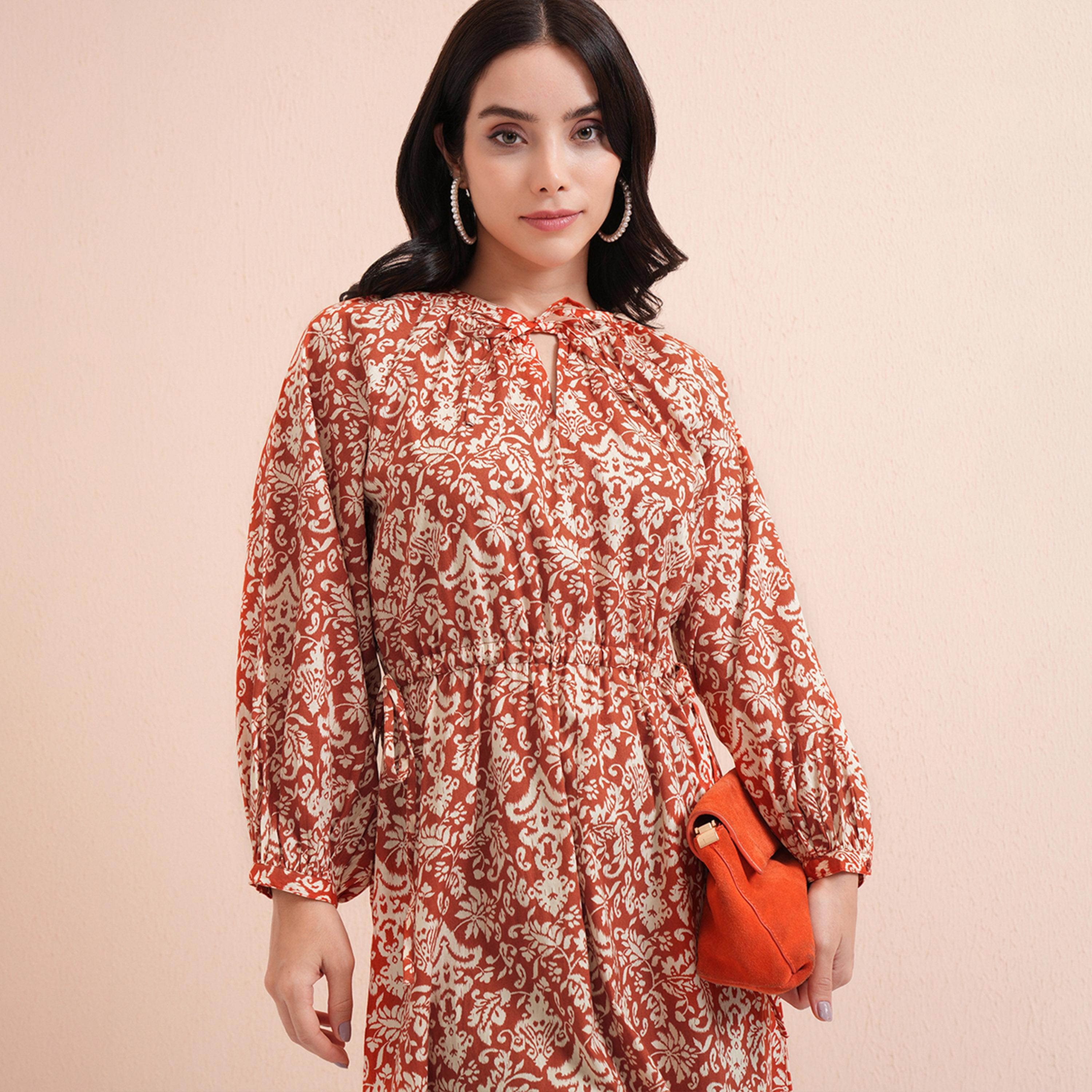 Tokyo Talkies X Styli All-Over Floral Print Tie-Up Neck Midi Dress-women-clothing-dresses-image-5