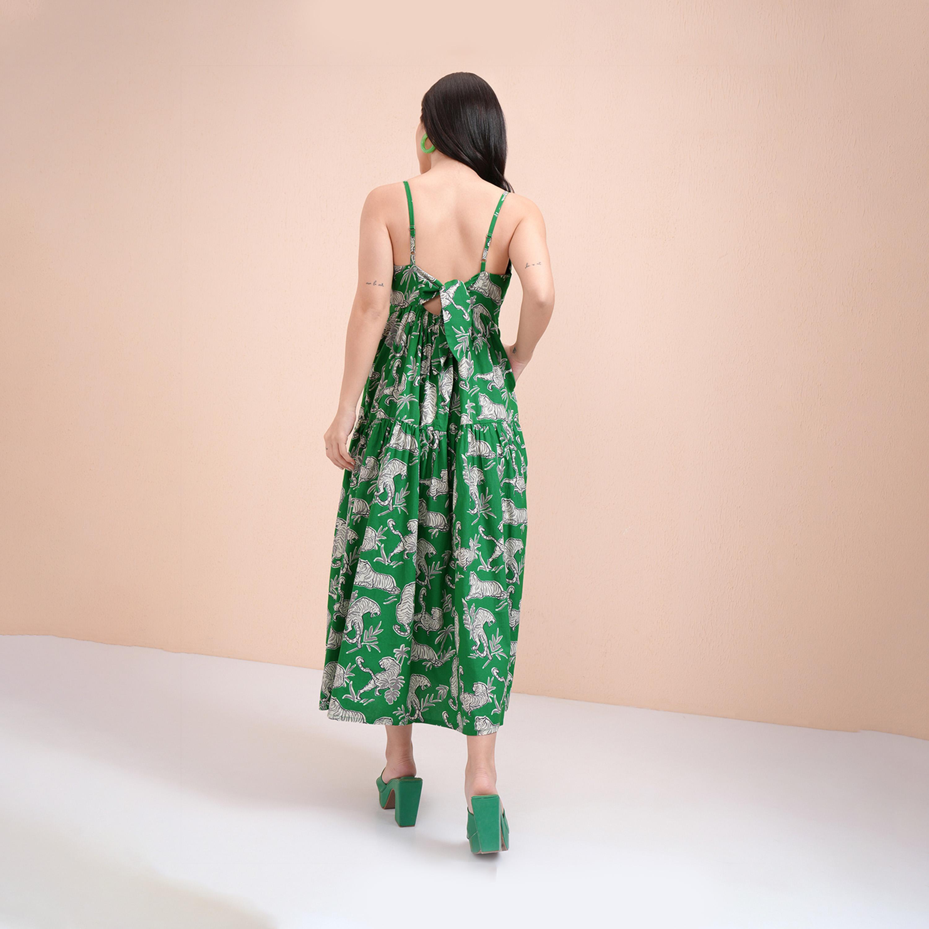 فيشود ستايلي - فستان ماكسي متعدد الطبقات بطبعة زهور-women-clothing-dresses-image-4