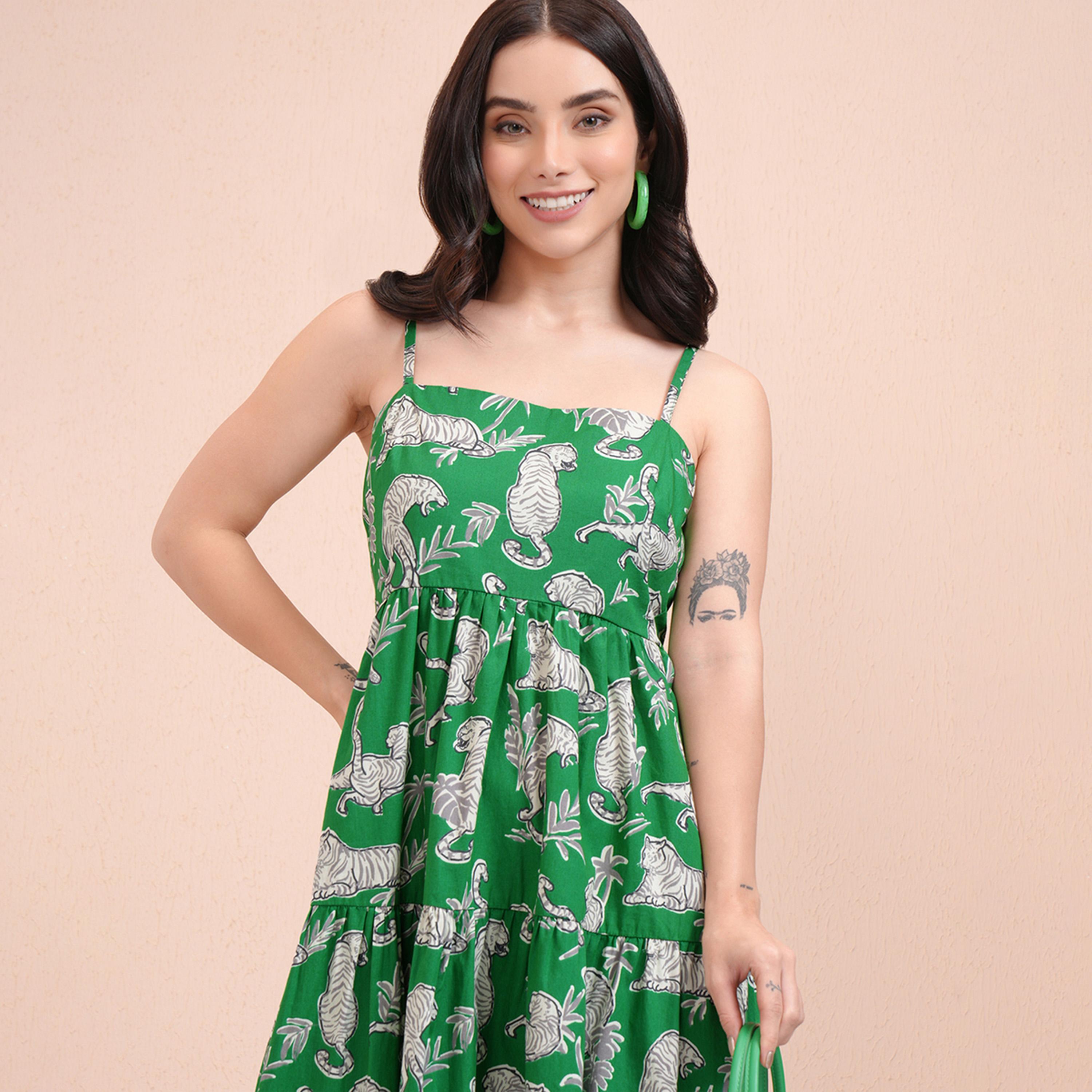 فيشود ستايلي - فستان ماكسي متعدد الطبقات بطبعة زهور-women-clothing-dresses-image-5