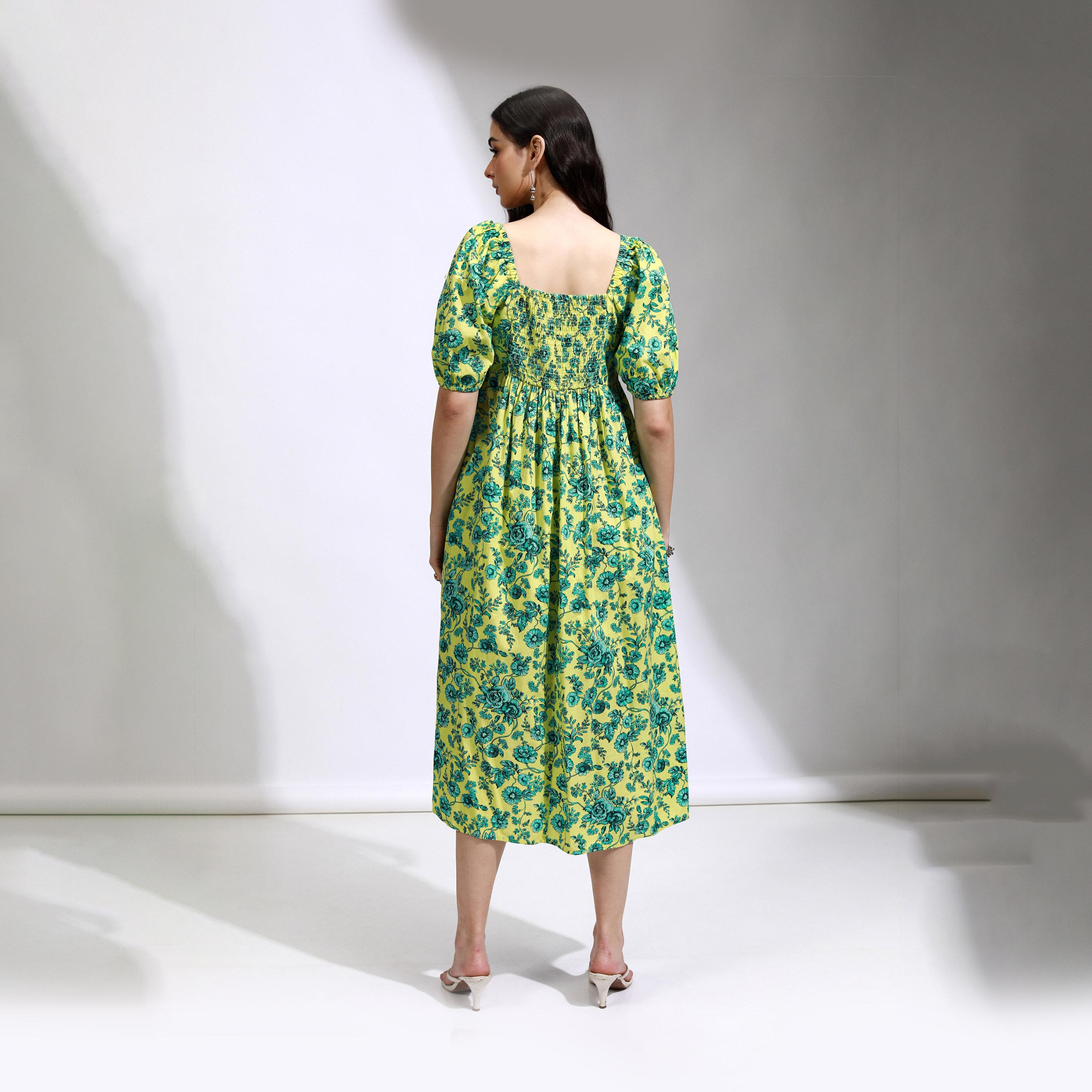 طوكيو توكيز - فستان متوسط الطول بأكمام منفوخة وطبعة زهور من-women-clothing-dresses-image-4