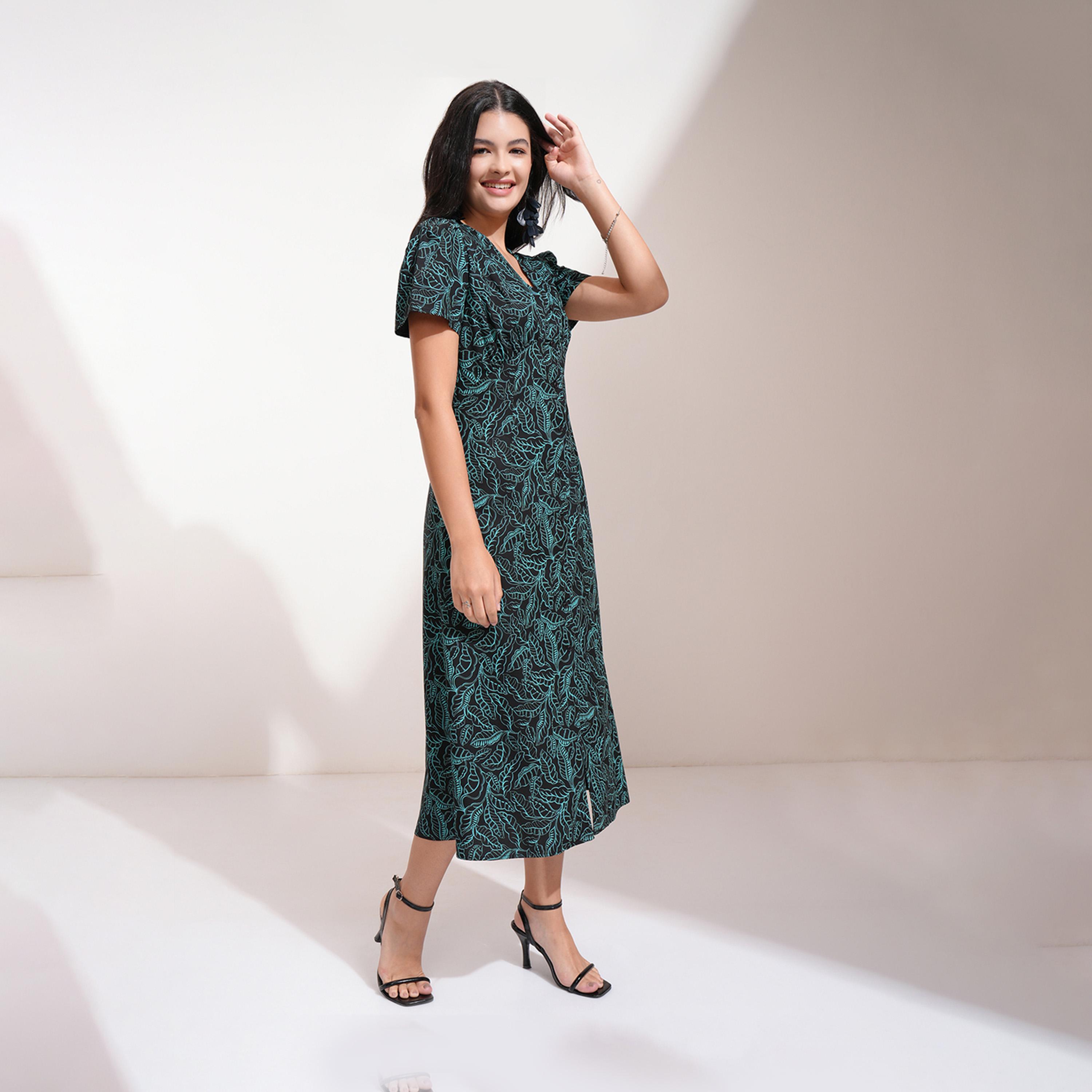 Tokyo Talkies X Styli All-Over Print V-Neck A-Line Midi Dress-women-clothing-dresses-image-3