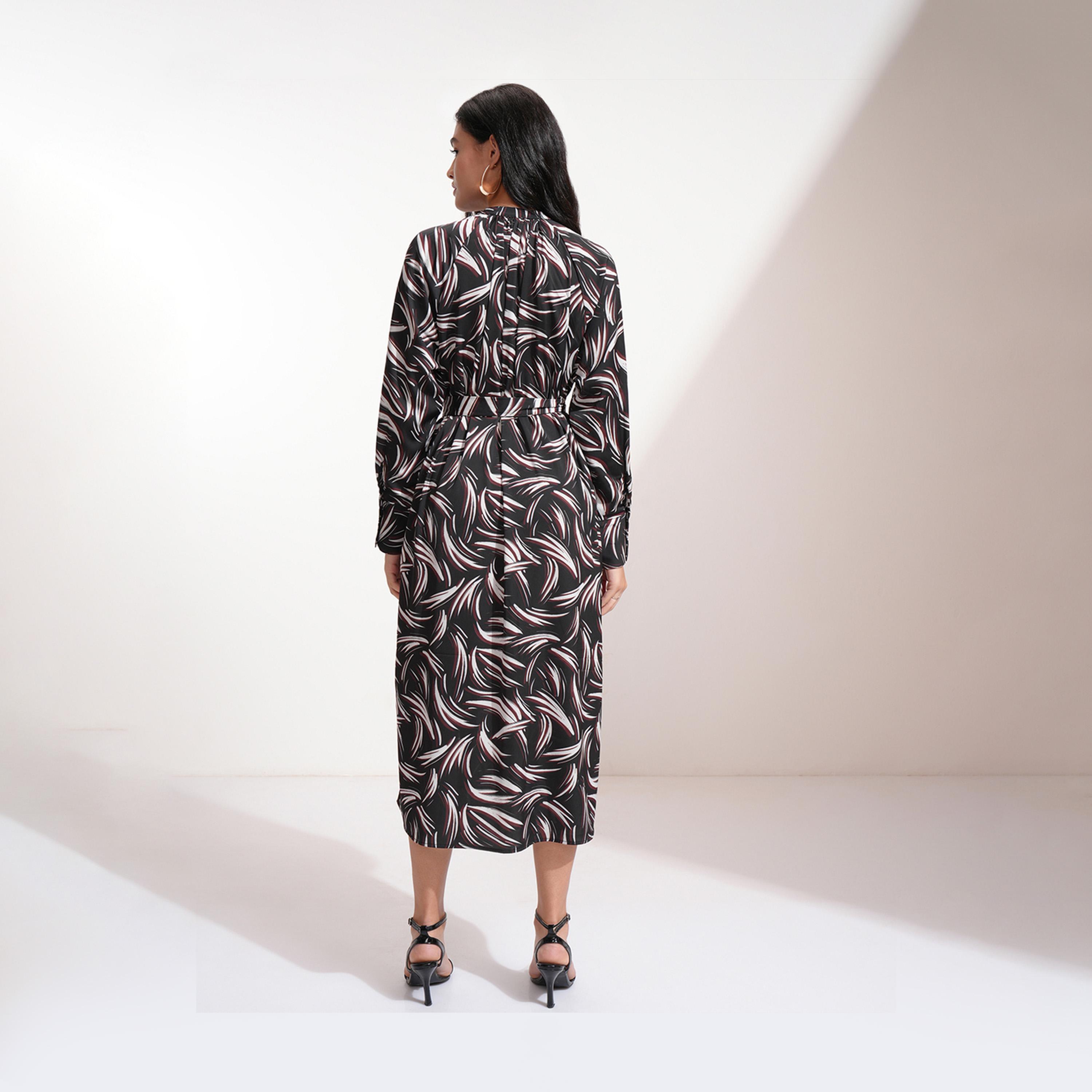 طوكيو توكيز - فستان متوسط الطول برباط على الخصر بطباعة كاملة-women-clothing-dresses-image-4