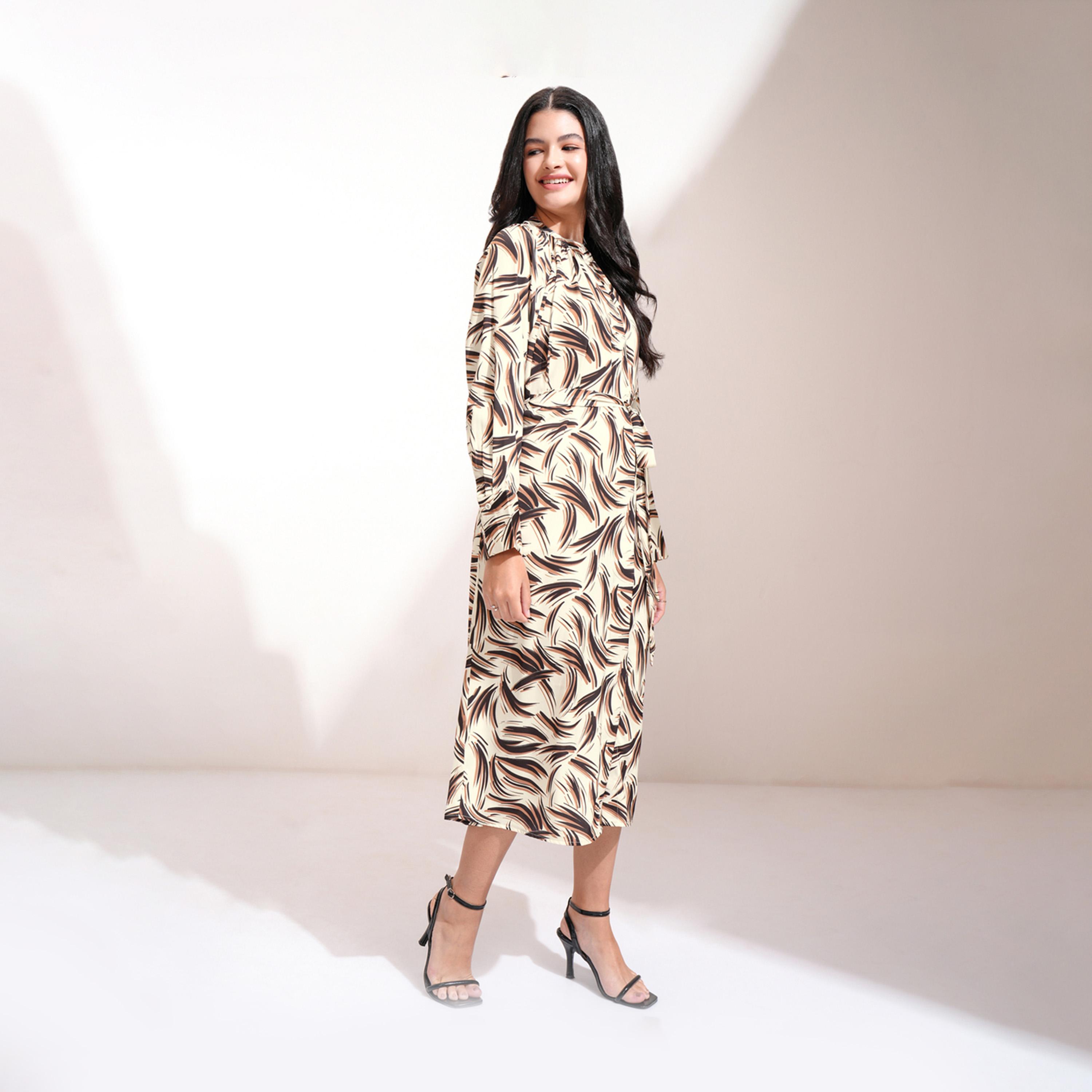Tokyo Talkies X Styli All-Over Print A-Line Midi Dress with Waist Belt Detail-women-clothing-dresses-image-3