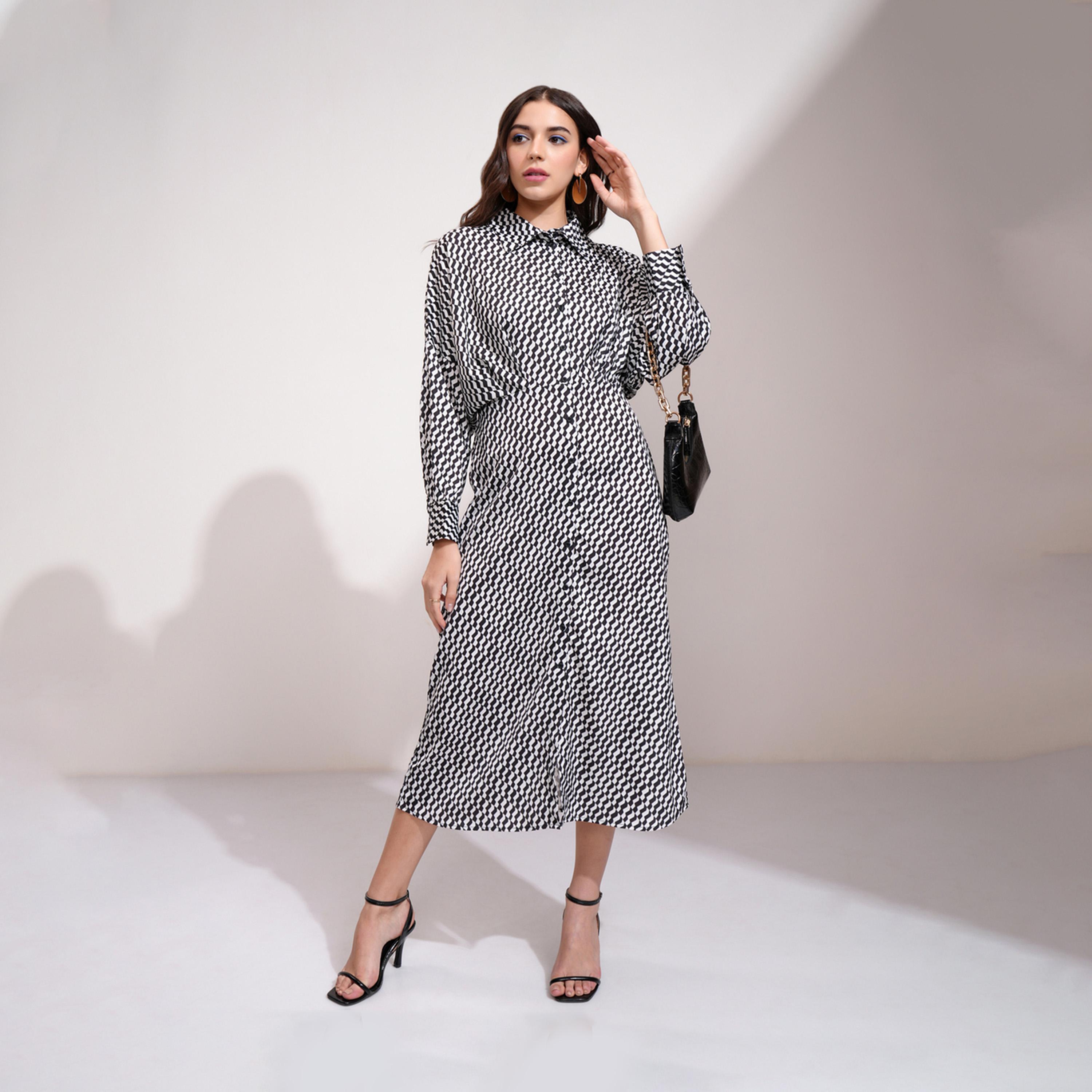 فيشود ستايلي - فستان ماكسي متعدد الطبقات بطبعة زهور-women-clothing-dresses-image-2