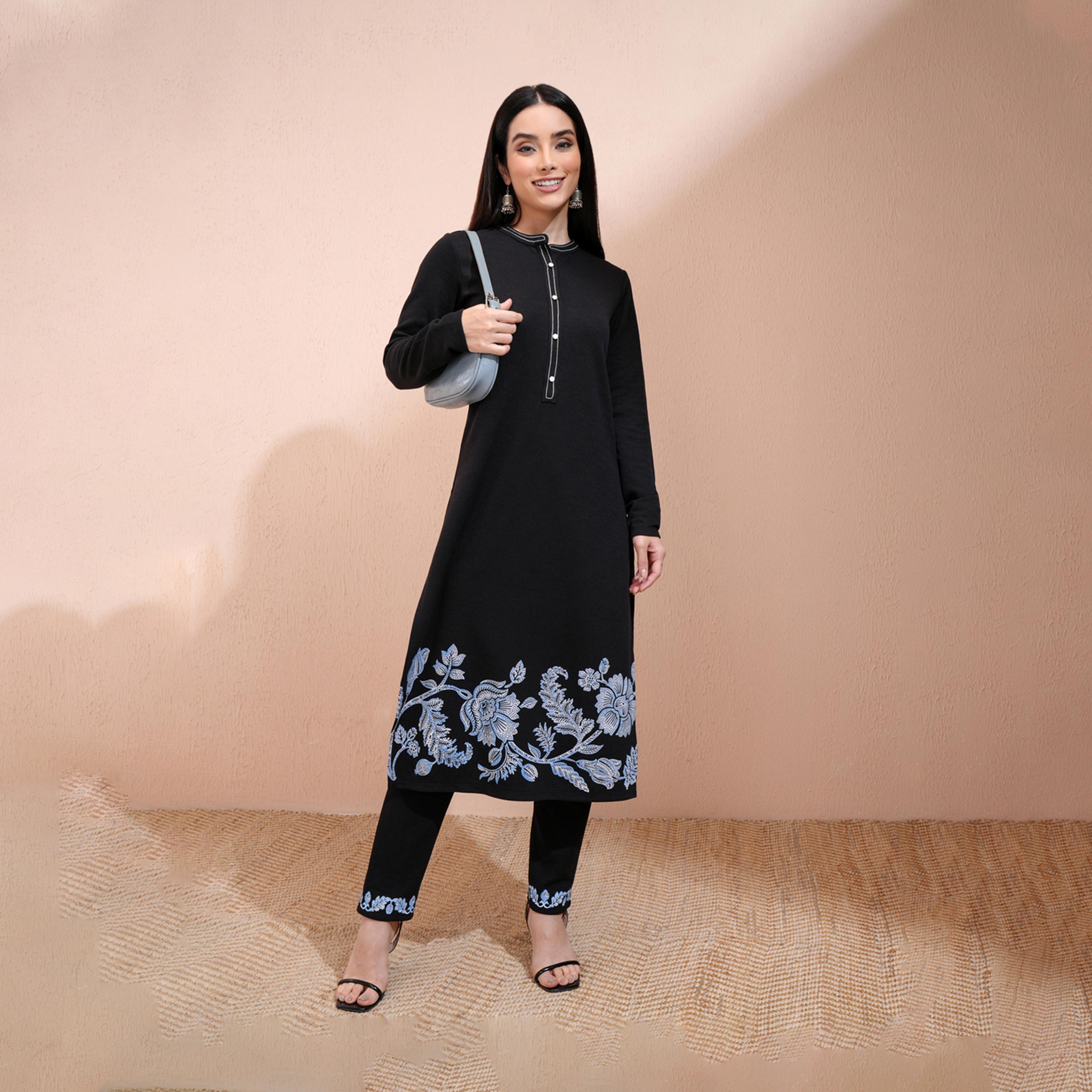 Vishudh X Styli Ethnic Motifs Floral Print Regular Fit Kurta With Trousers Set-women-clothing-ethnicwear-kurtasets-image-1